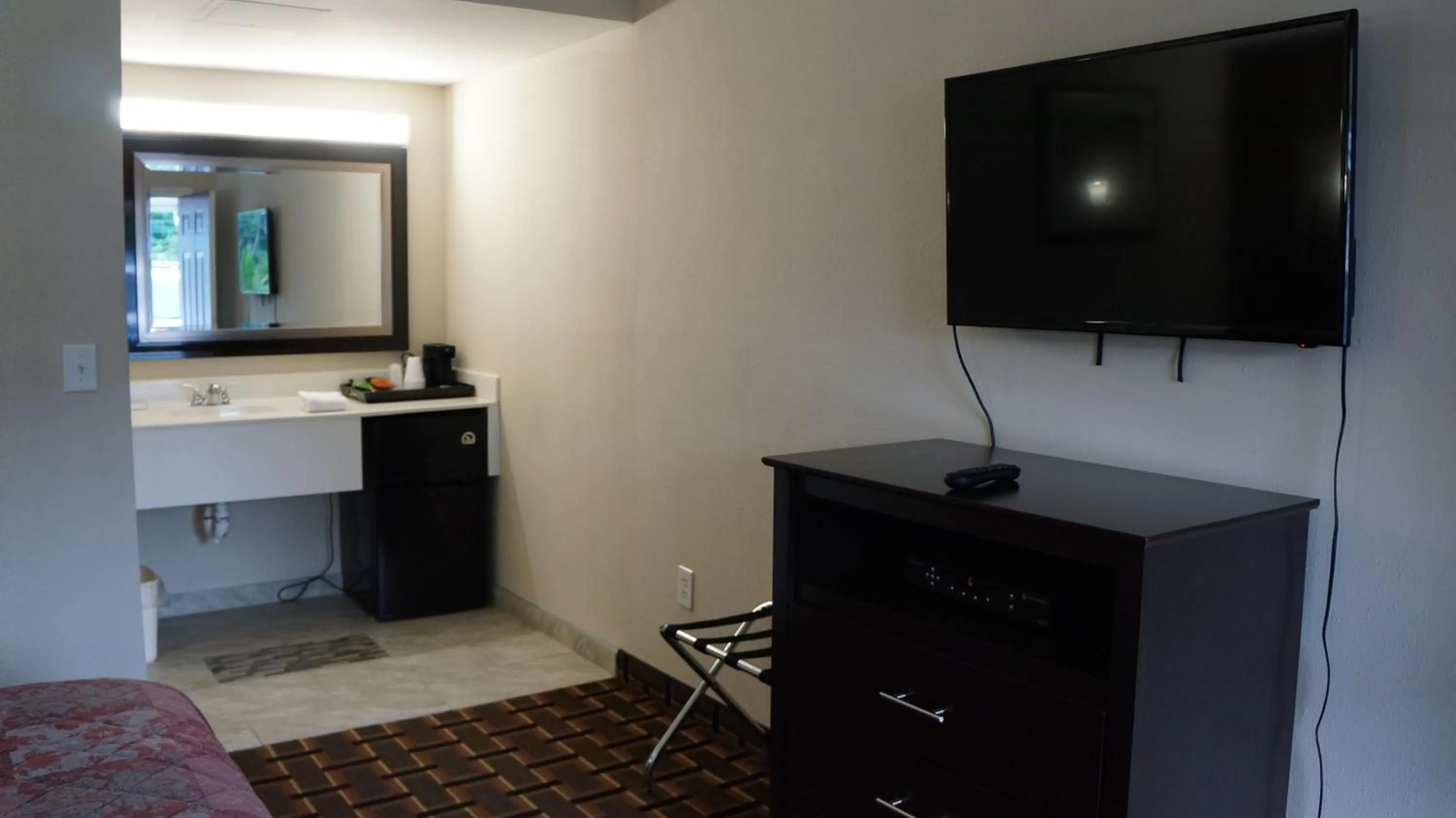 Bedroom in Best Stay Inn