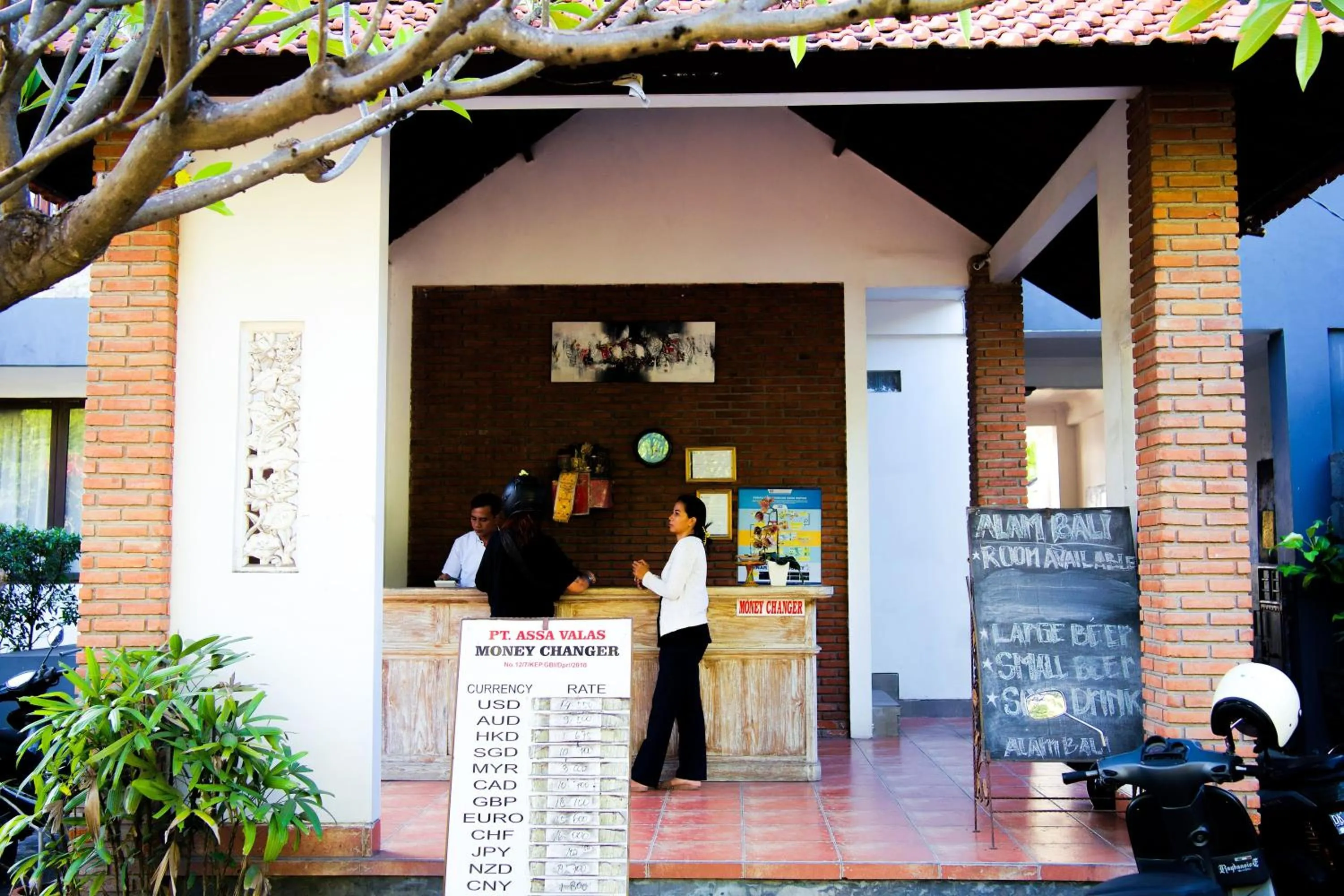 currency exchange in Alam Bali Beach Resort