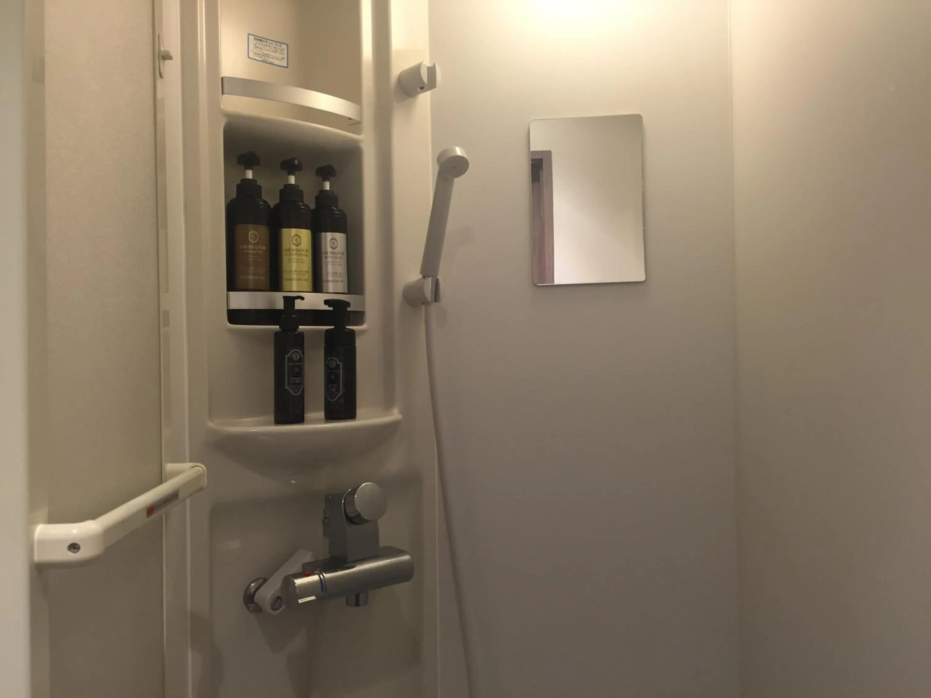 Property building in Gran Custama Ueno