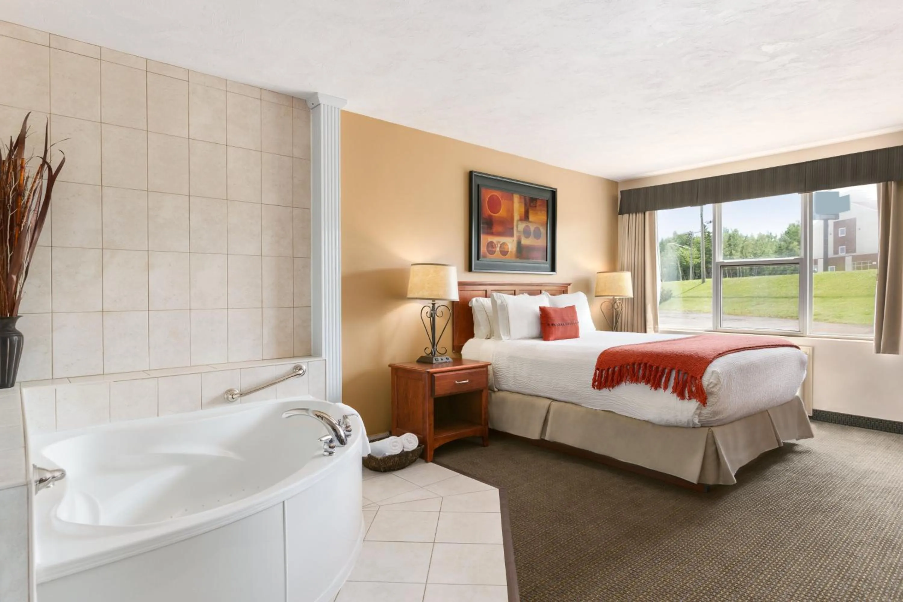 Day, Bed in Days Inn & Suites by Wyndham Moncton