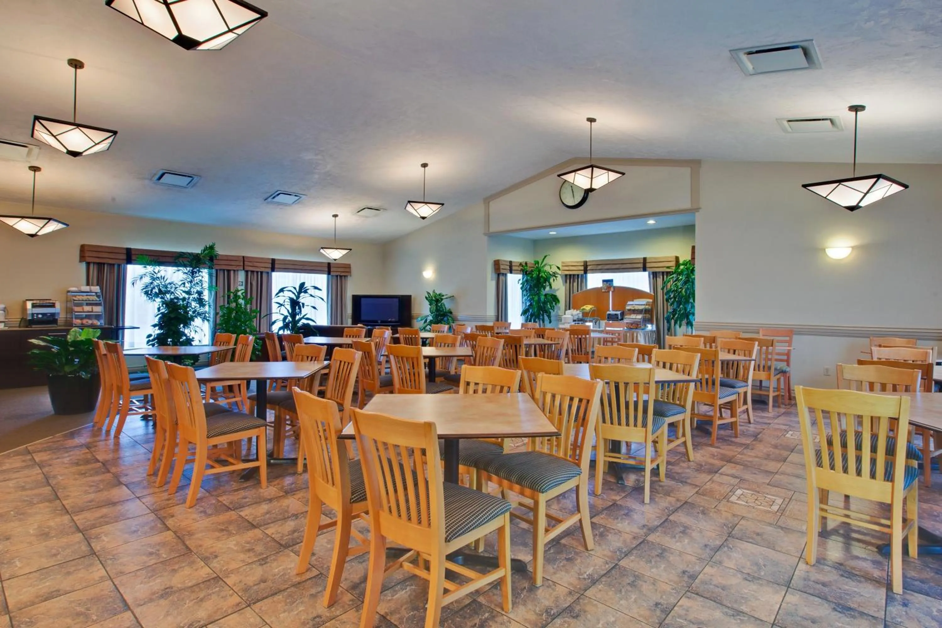 Restaurant/places to eat in Days Inn & Suites by Wyndham Moncton