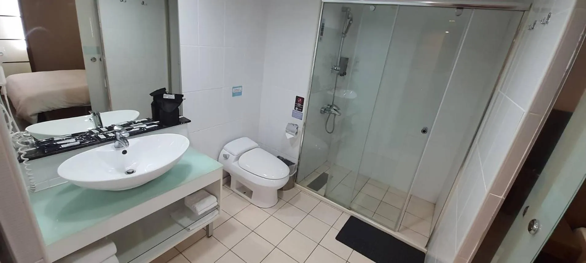 Tapeng Bay Holiday Hotel