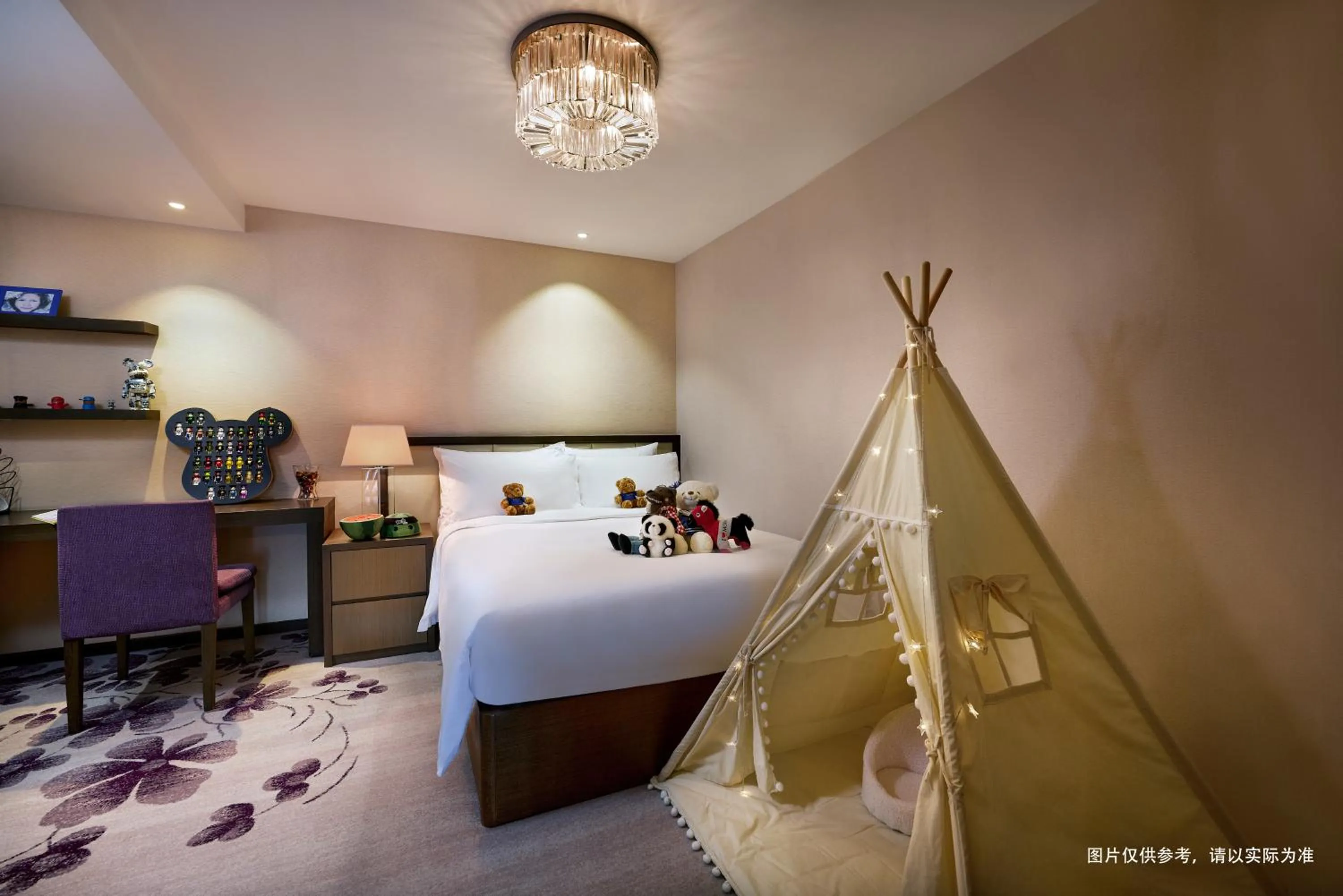 Bed in Savills Residence Daxin Shenzhen Bay