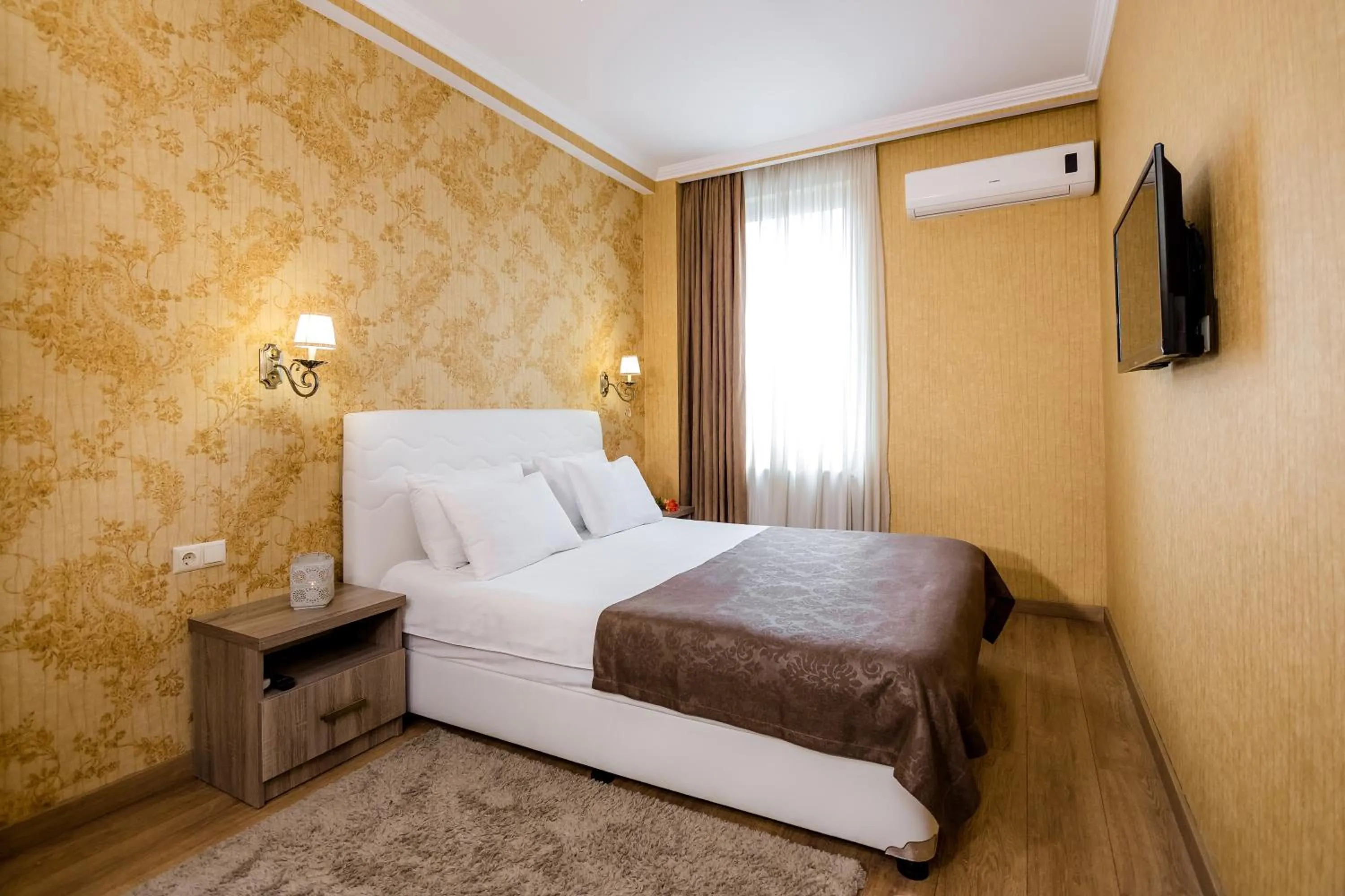 Bedroom, Bed in Dat Exx Apartments