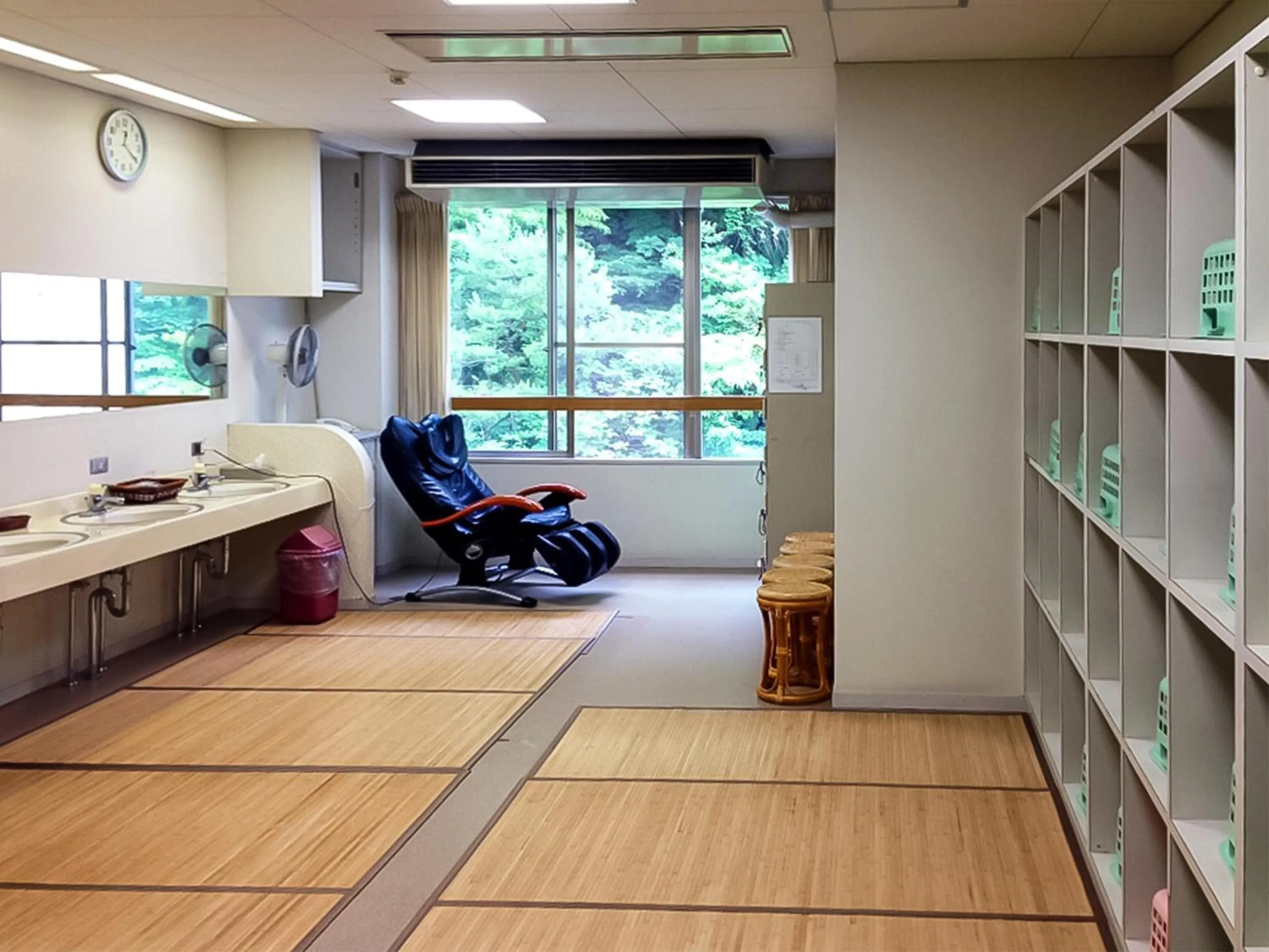 Hot Spring Bath in Hotel Nosegawa