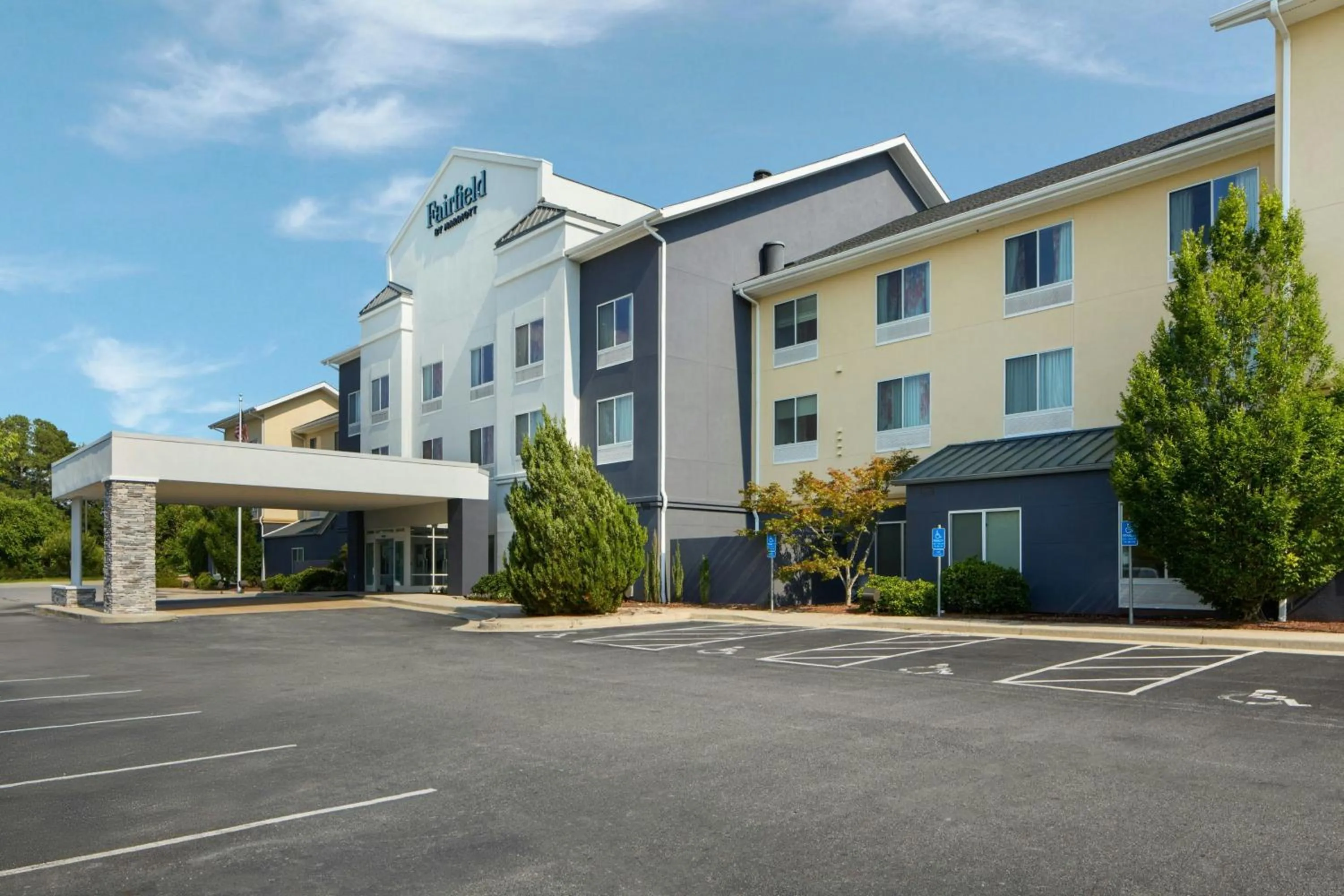 Property building in Fairfield Inn and Suites by Marriott South Boston