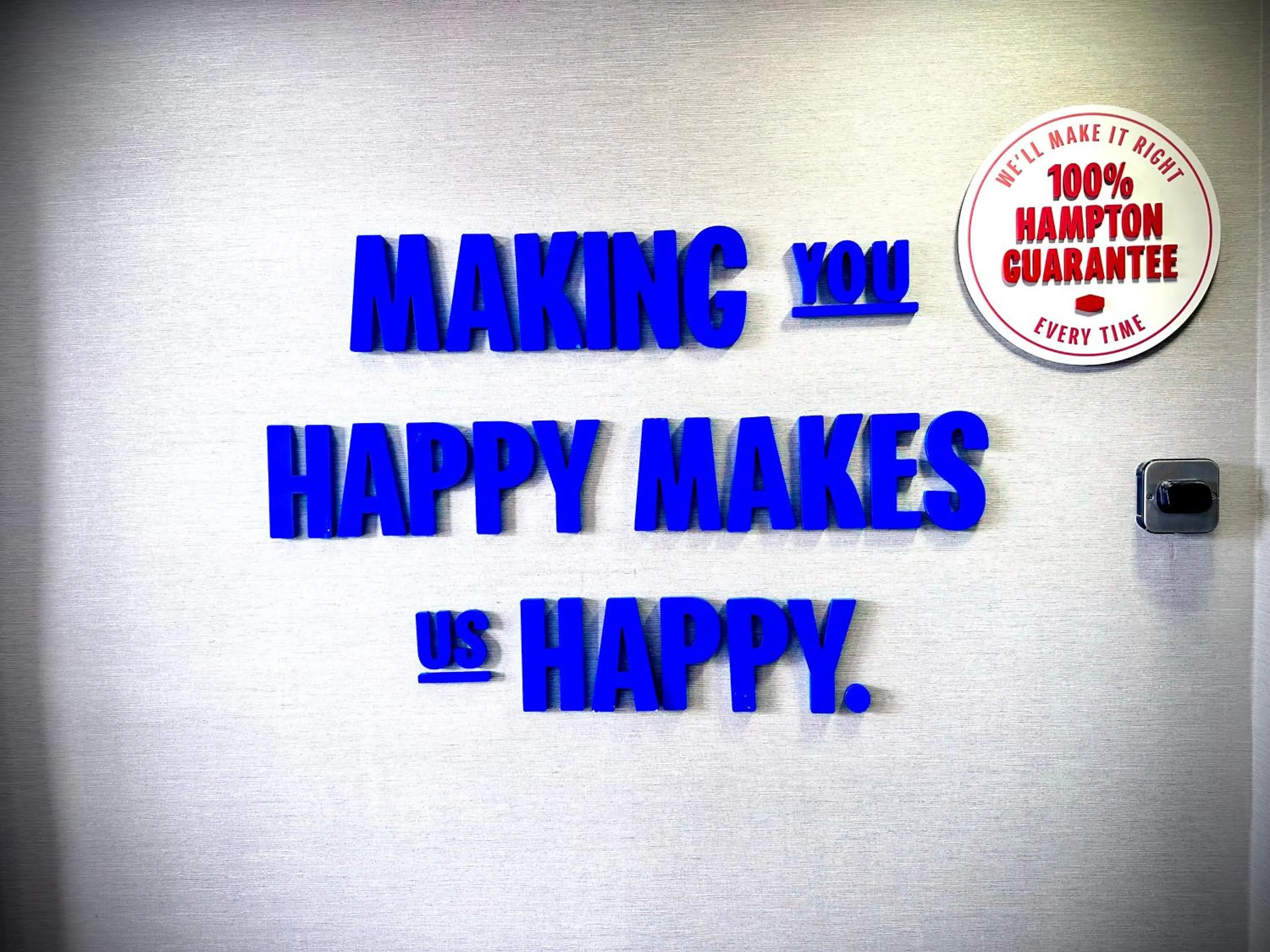 Facade/entrance in Hampton Inn Waycross