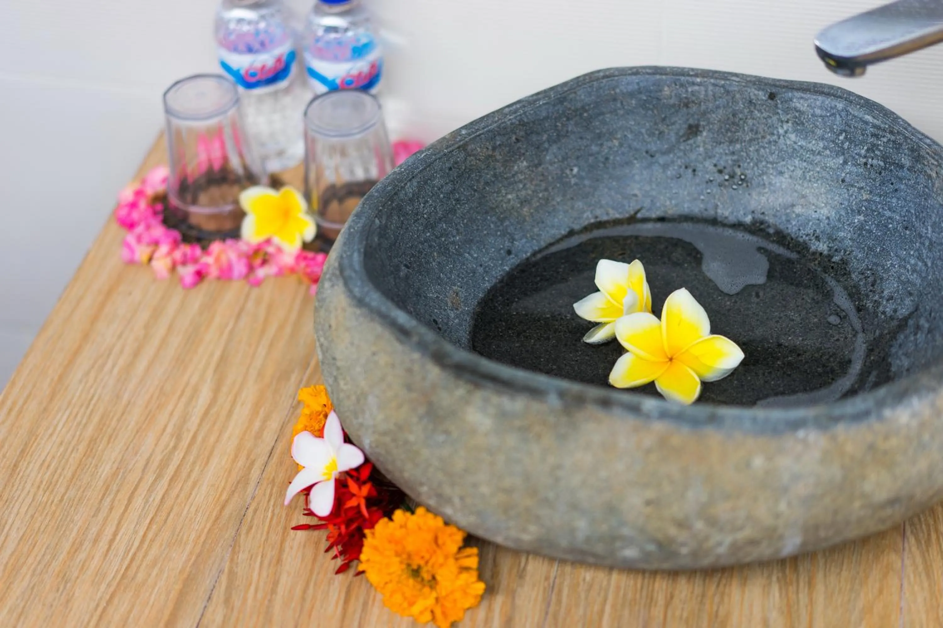 Bathroom in Sunset Cave Villas Lembongan