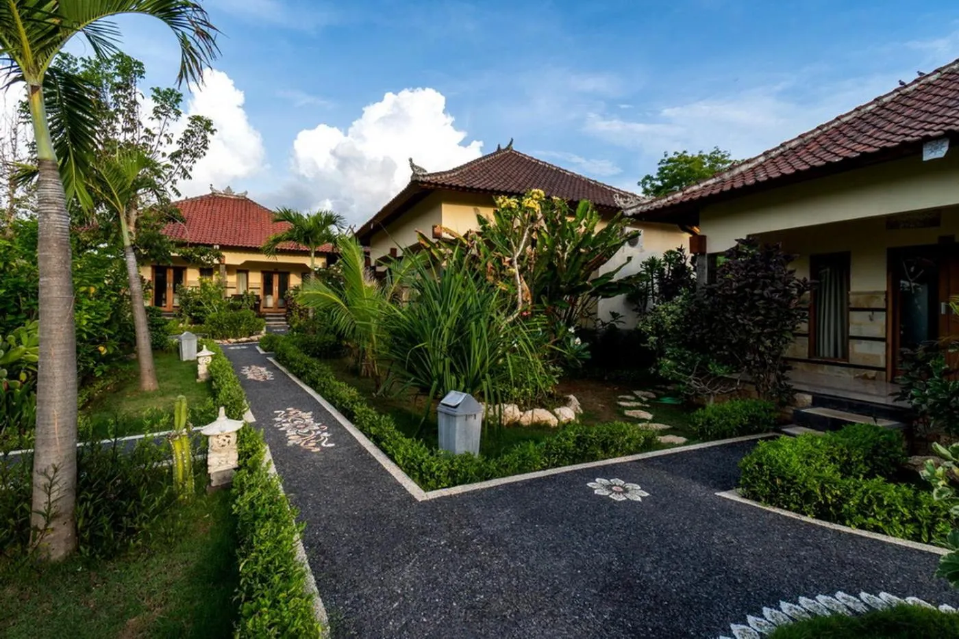 Property building in Sunset Cave Villas Lembongan