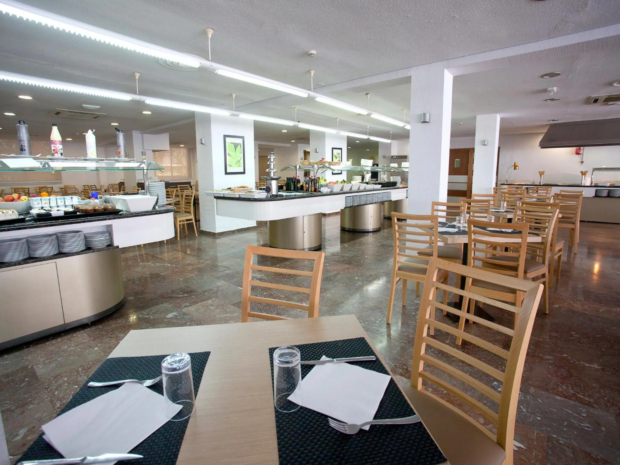 Restaurant/places to eat in Hotel Palia Las Palomas