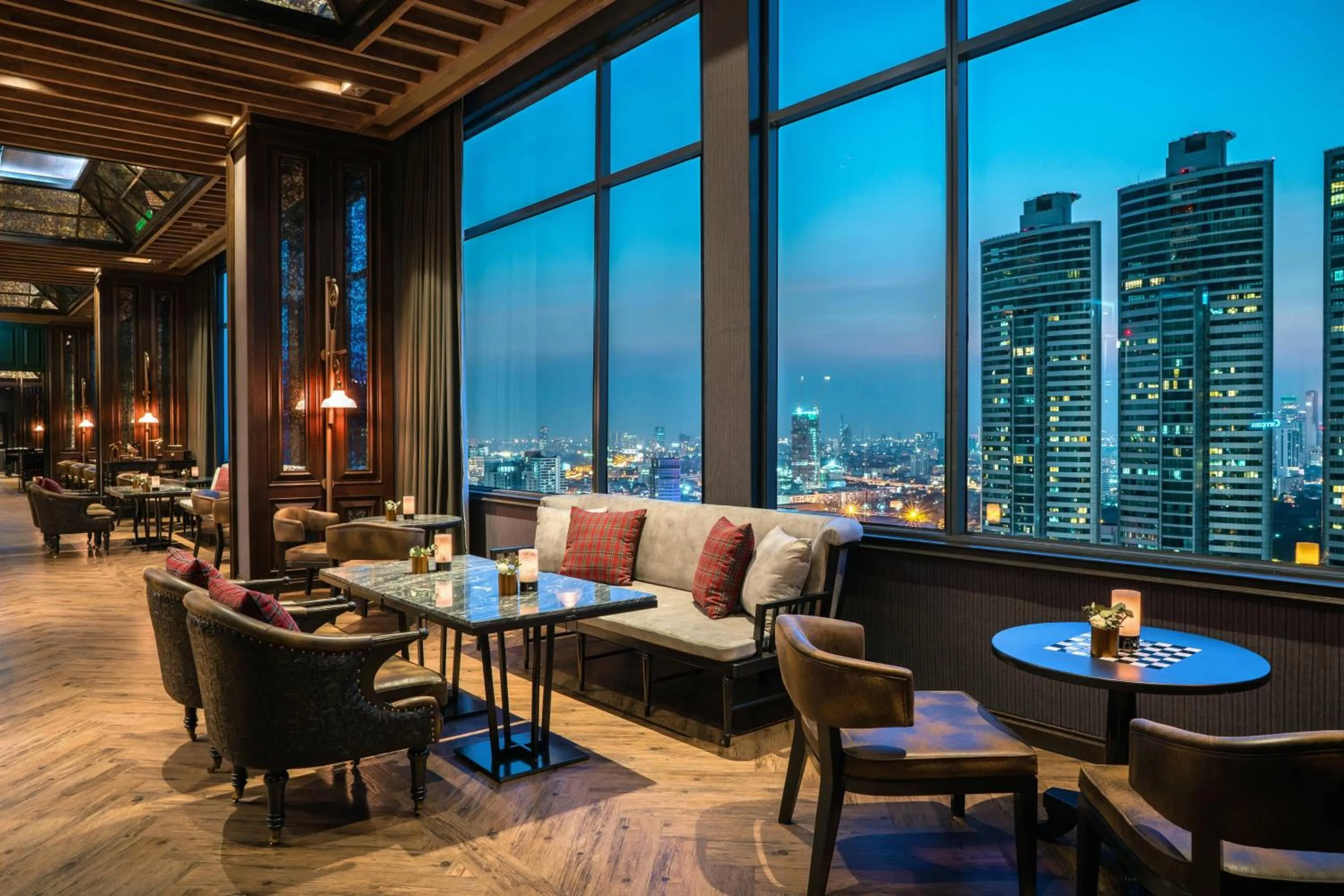 Lounge or bar in Bangkok Marriott Marquis Queens Park