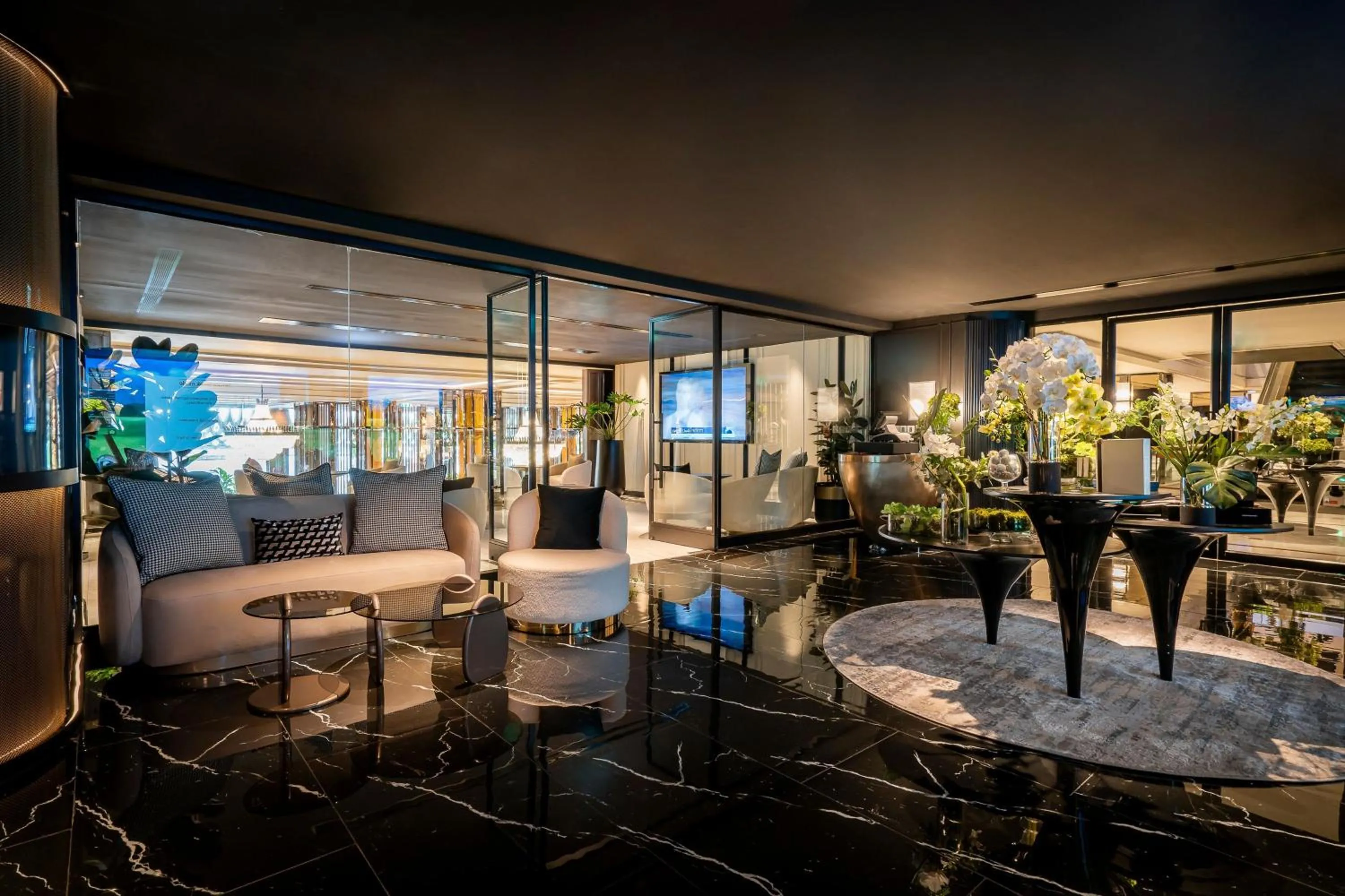 Lounge or bar in Bangkok Marriott Marquis Queens Park