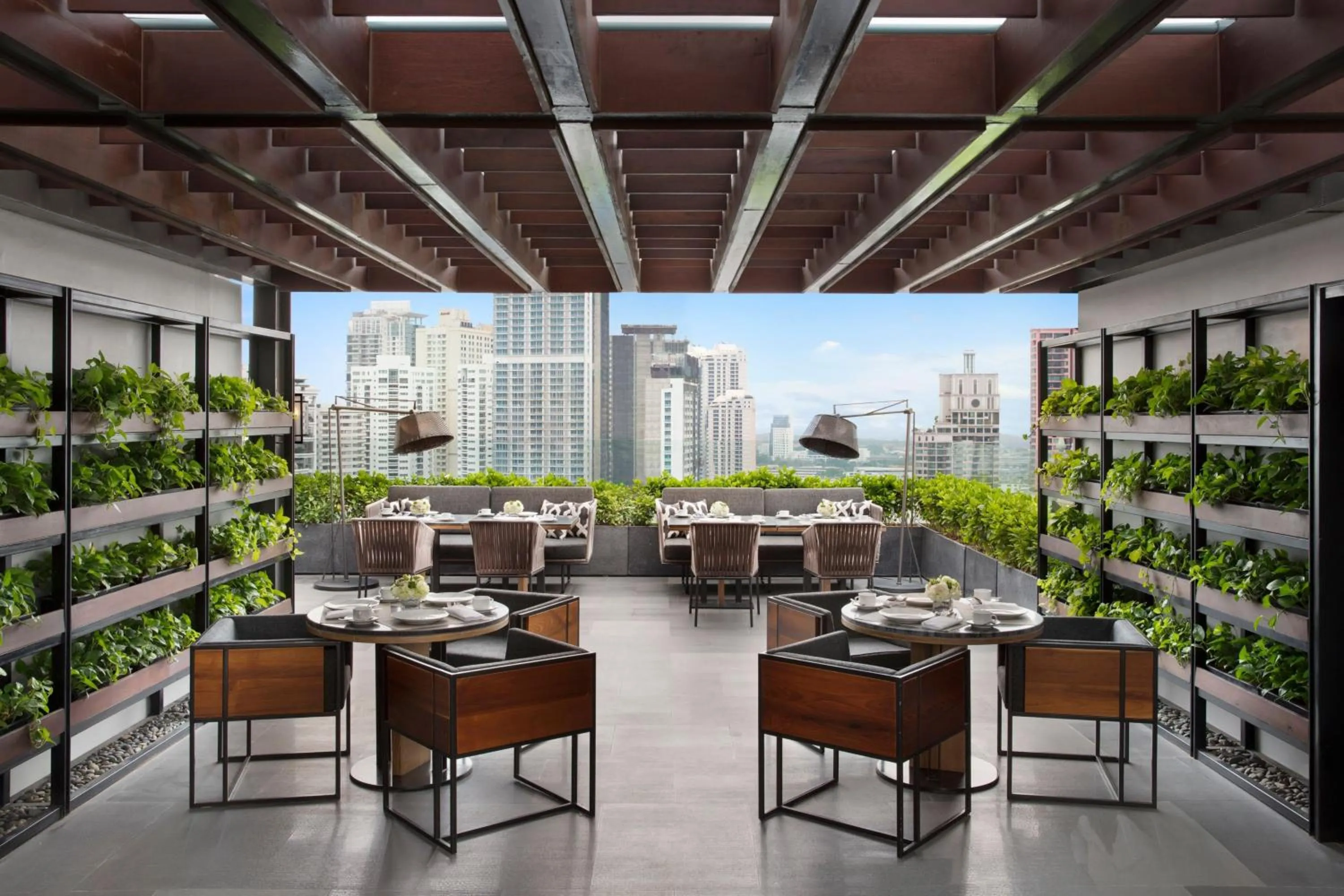 Lounge or bar in Bangkok Marriott Marquis Queens Park