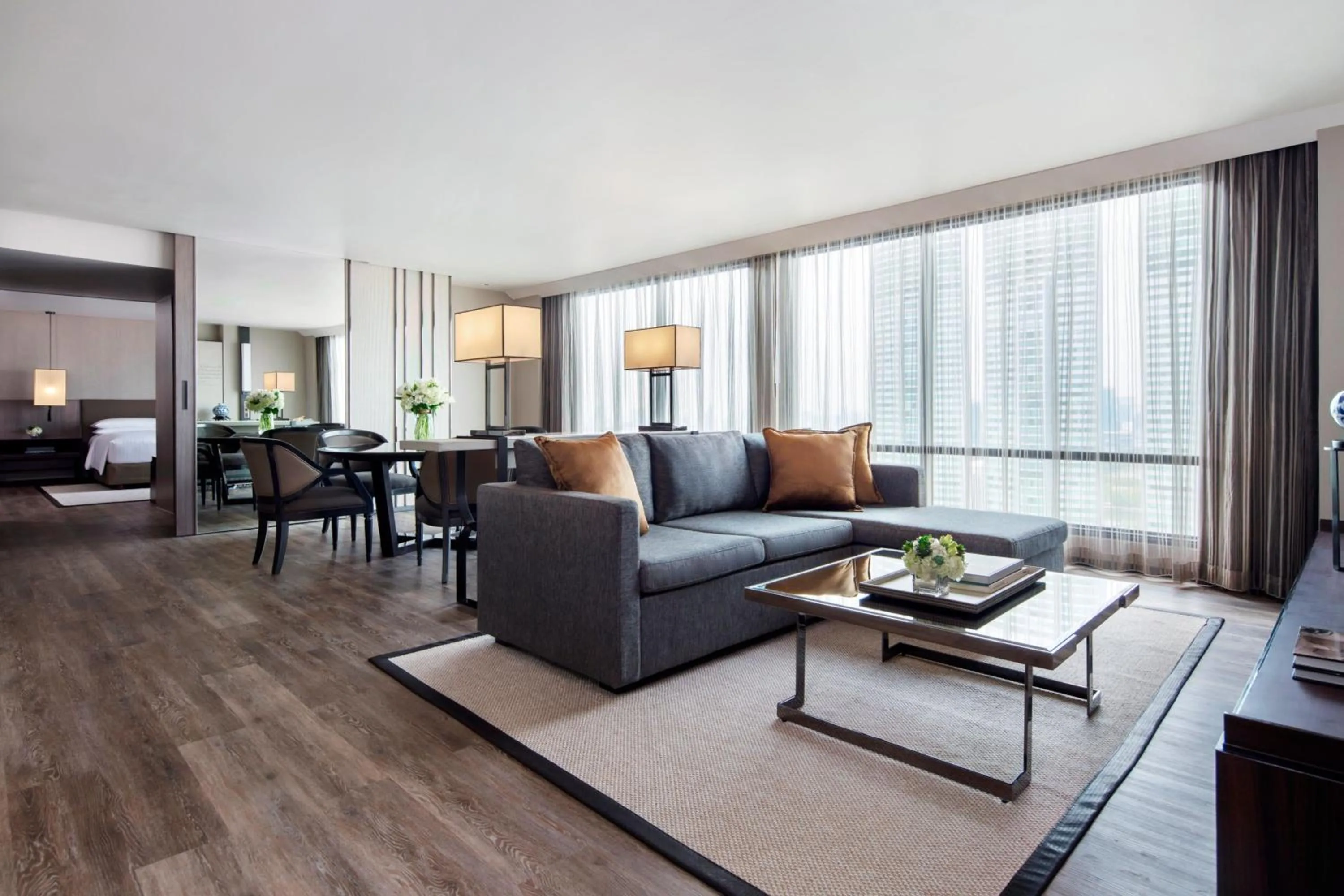 Living room in Bangkok Marriott Marquis Queens Park