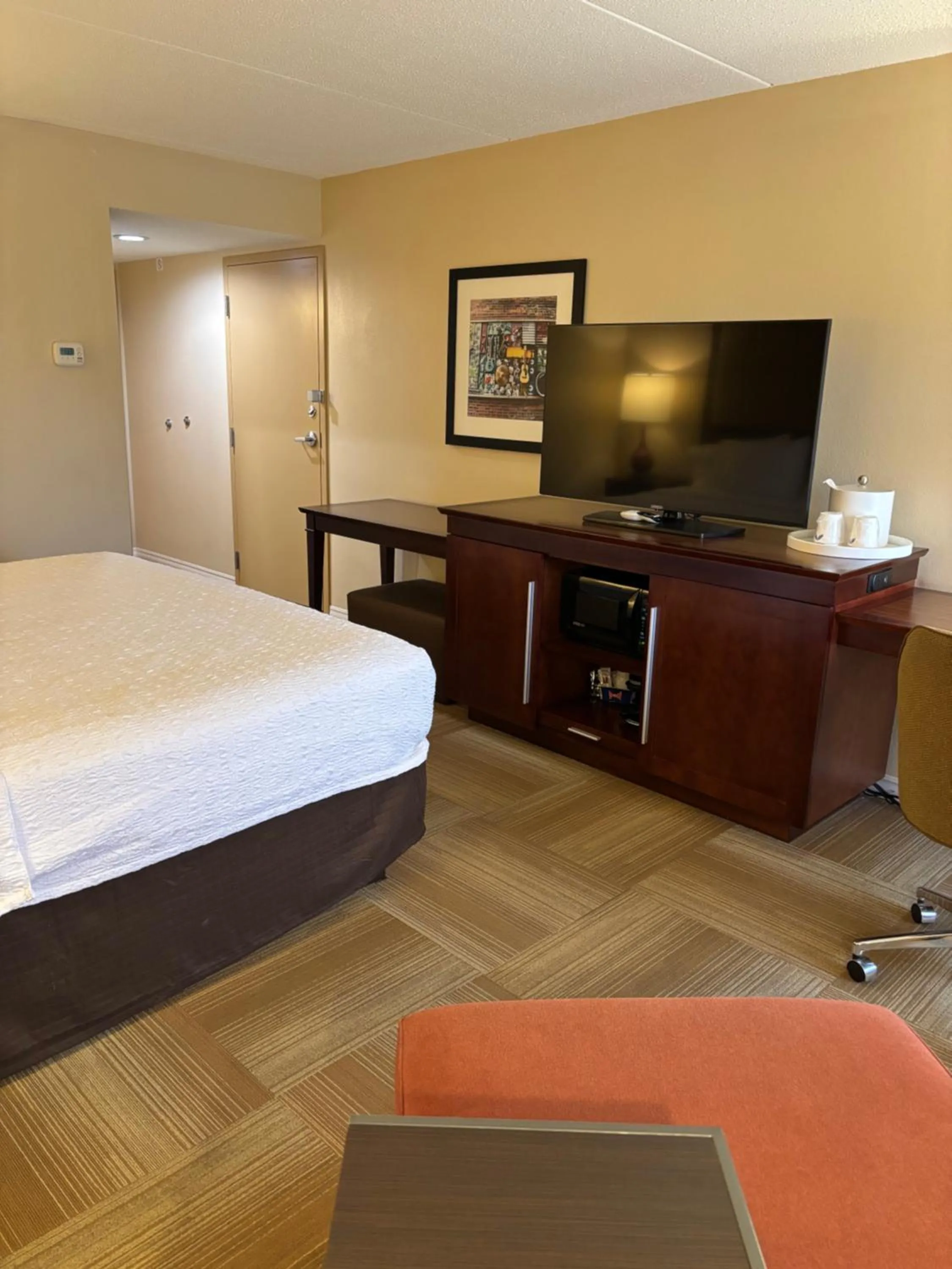 Bedroom, Bed in Hampton Inn Lafayette