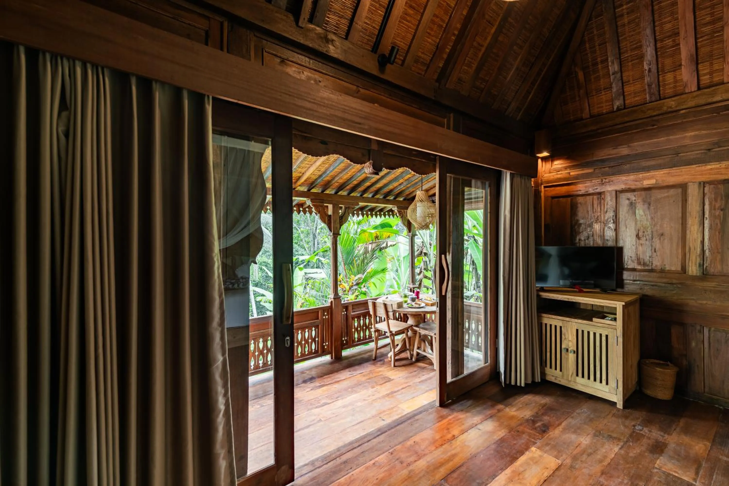 Patio in Madani Antique Villas