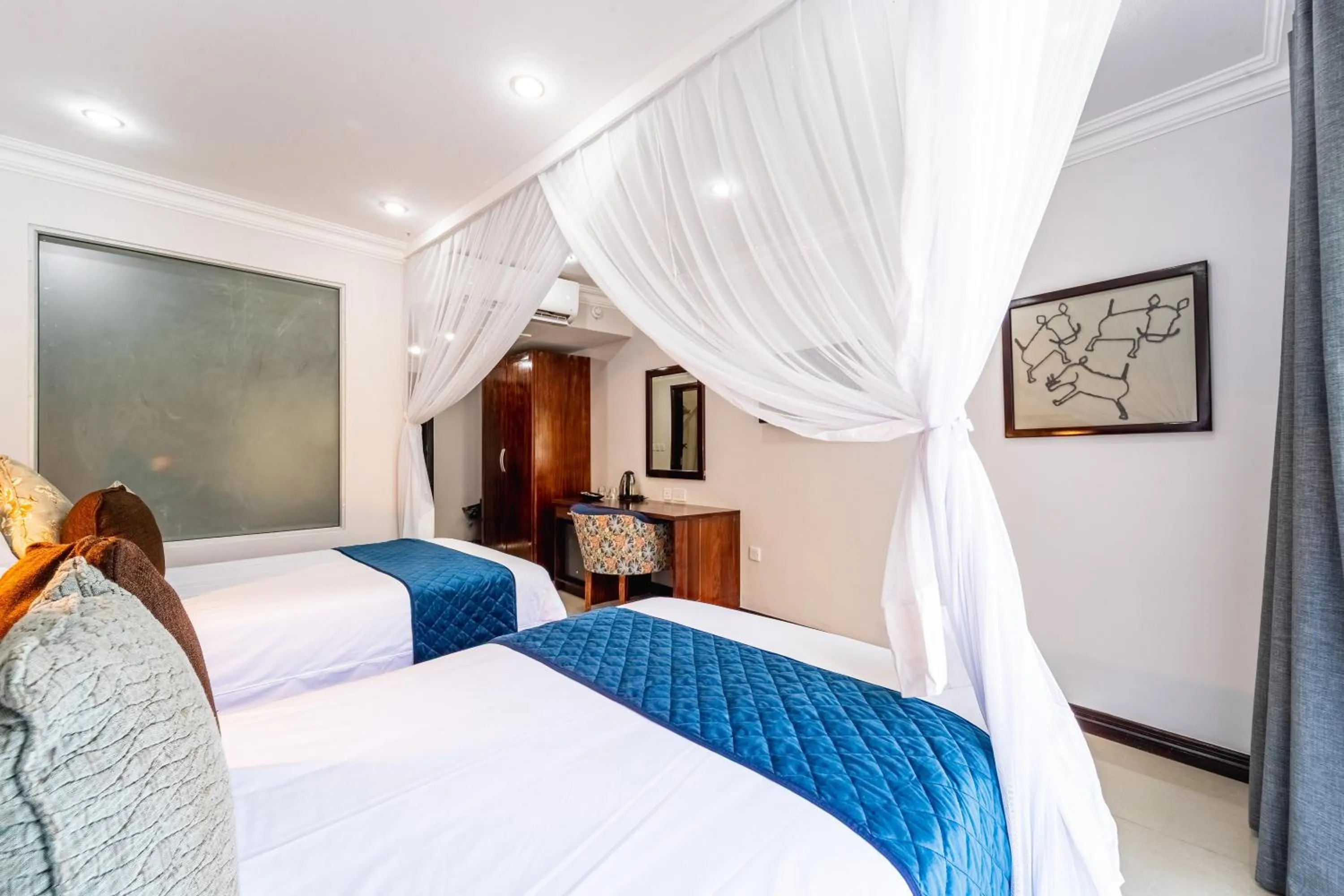 Bed in Azambezi River Lodge