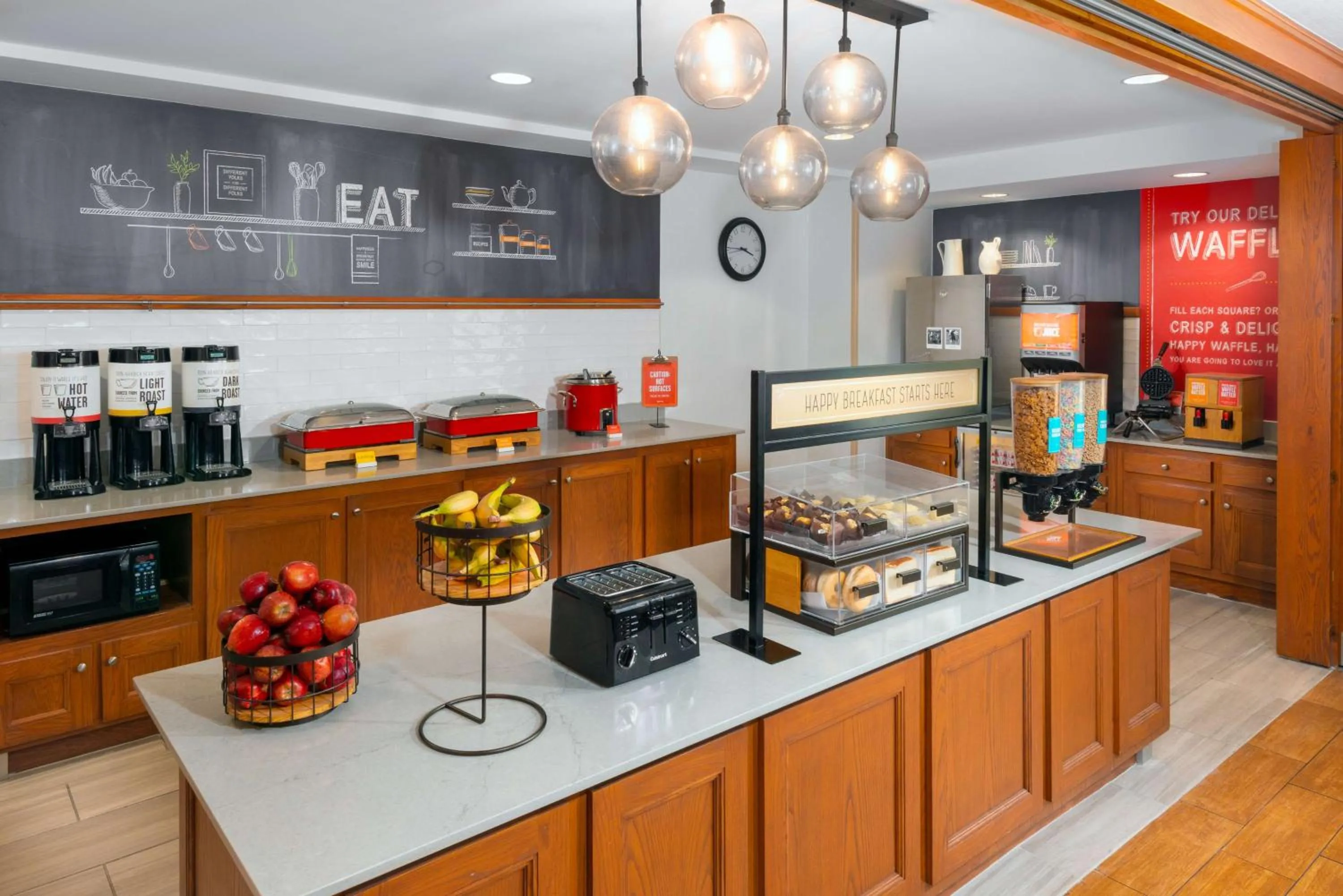 Breakfast in Hampton Inn & Suites Murfreesboro