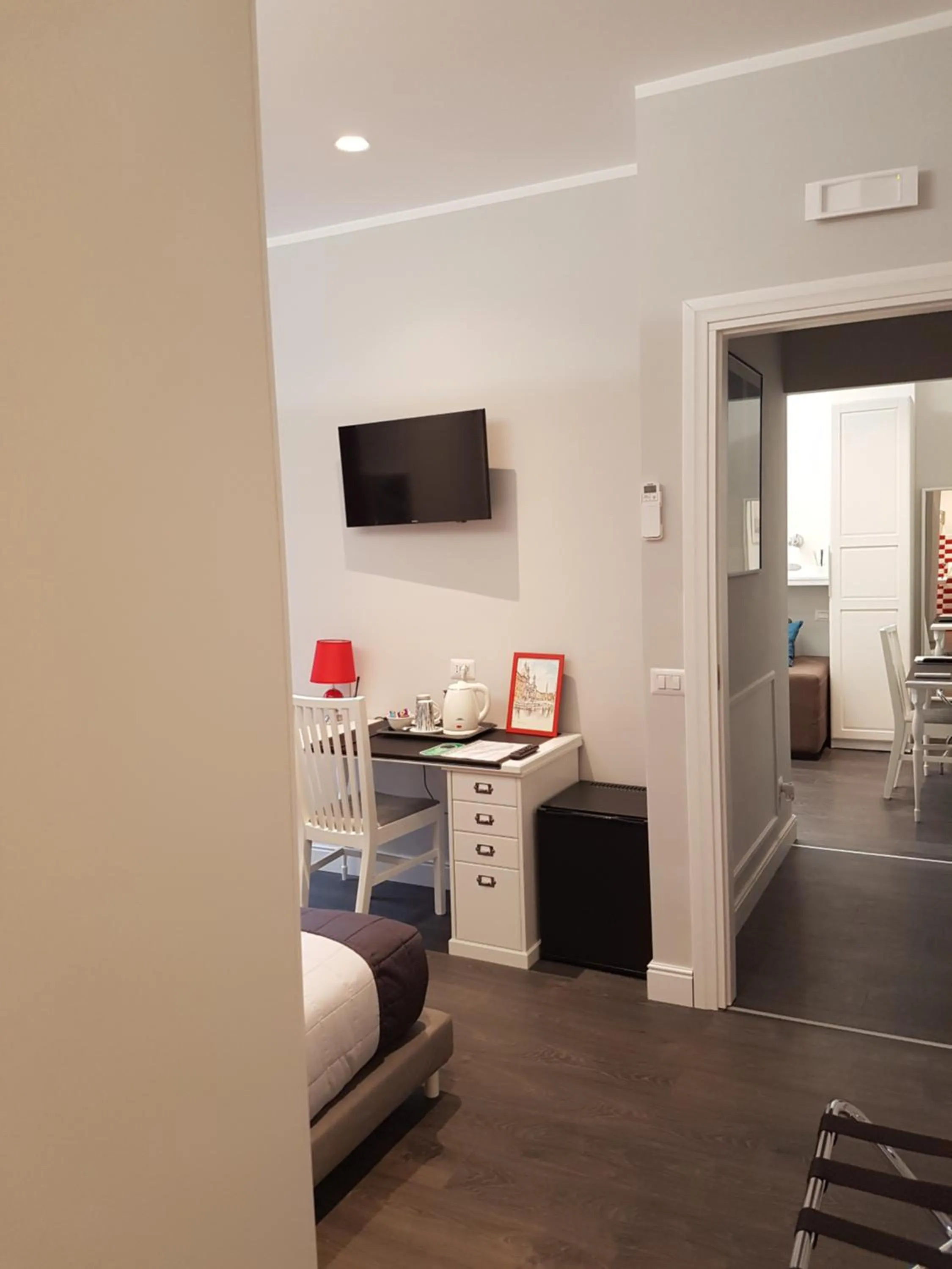 TV and multimedia, Bed in Residenza Vatican Suite