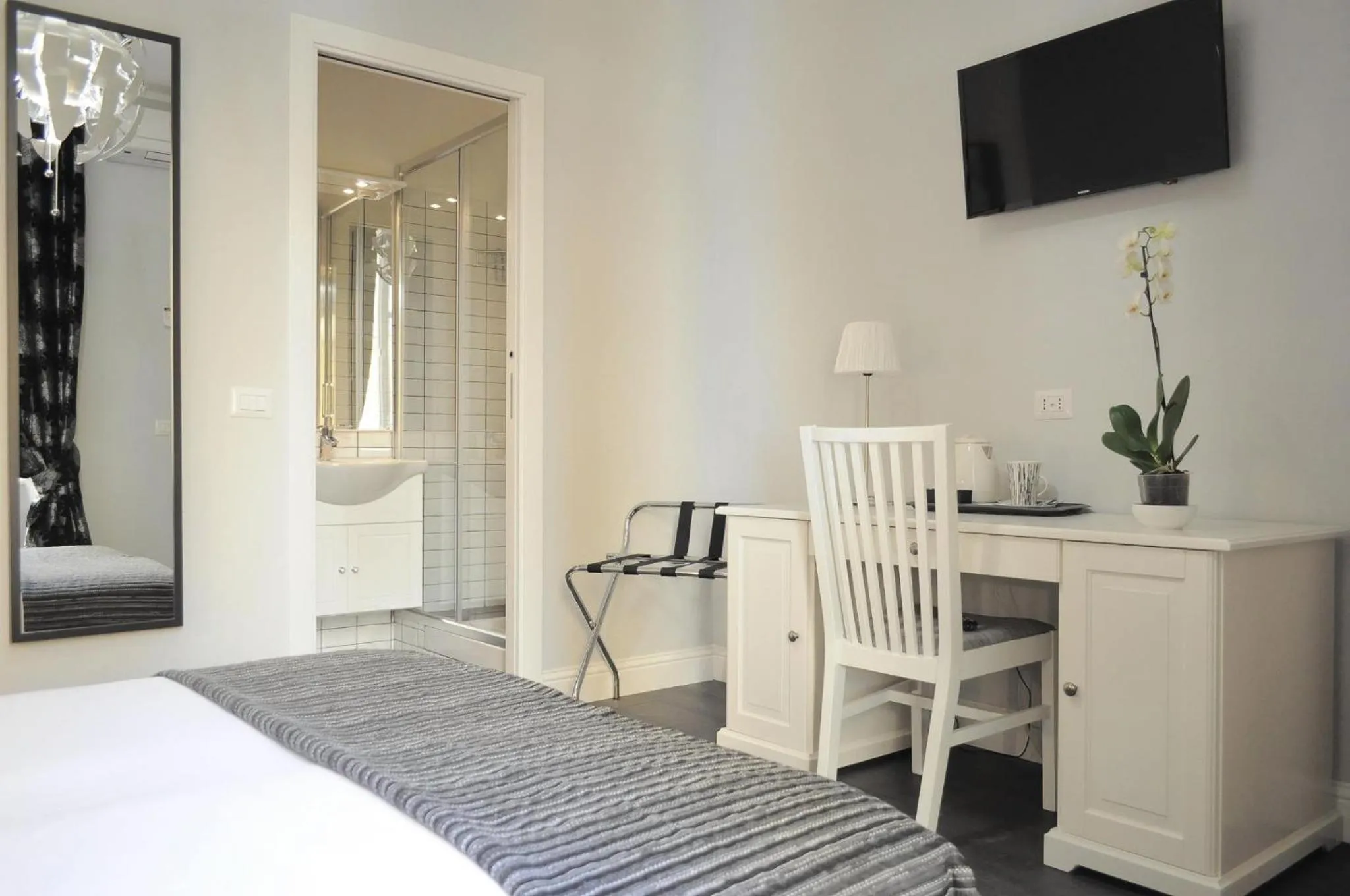 Bed in Residenza Vatican Suite