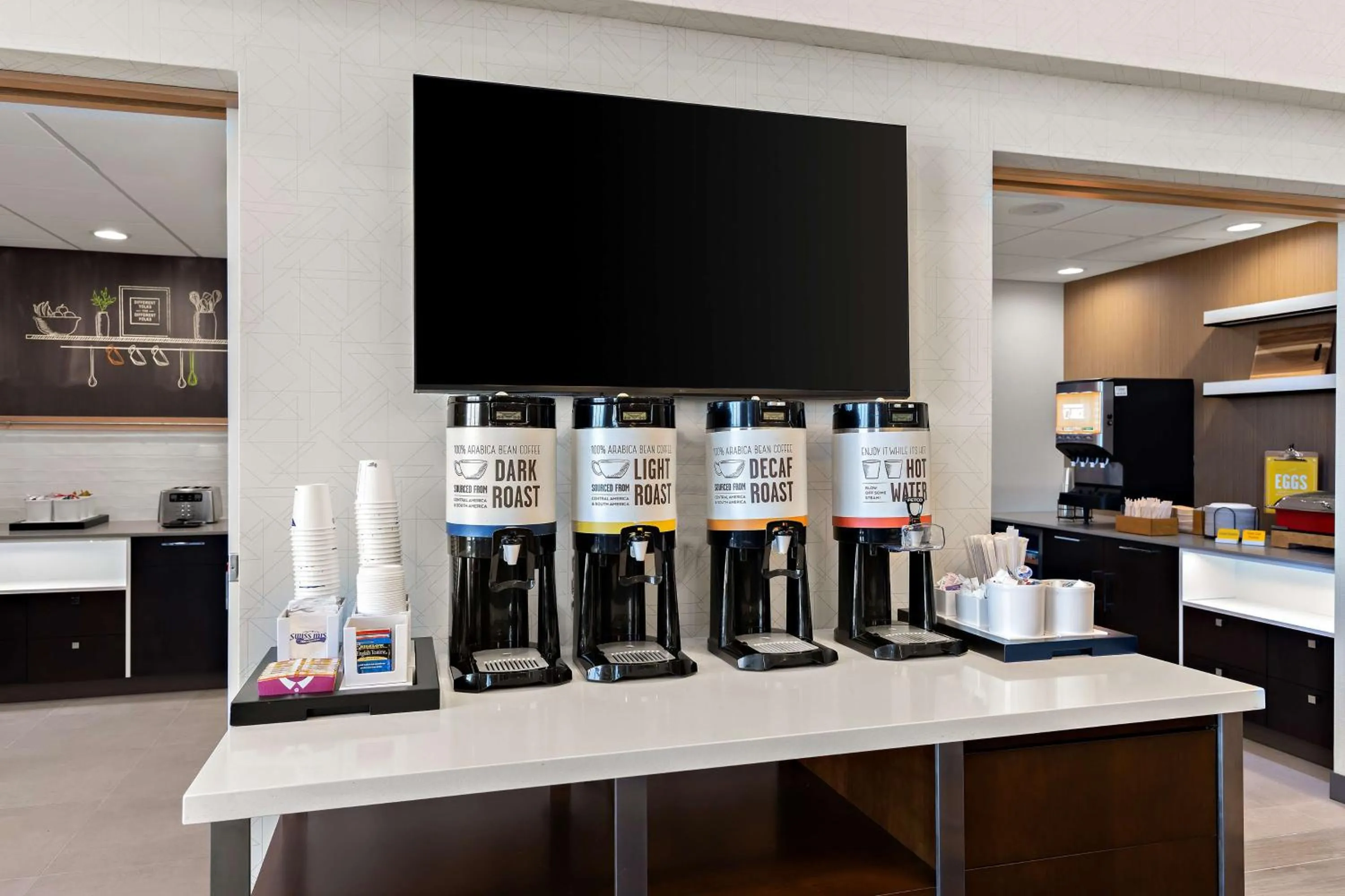 Restaurant/places to eat in Hampton Inn & Suites Petoskey