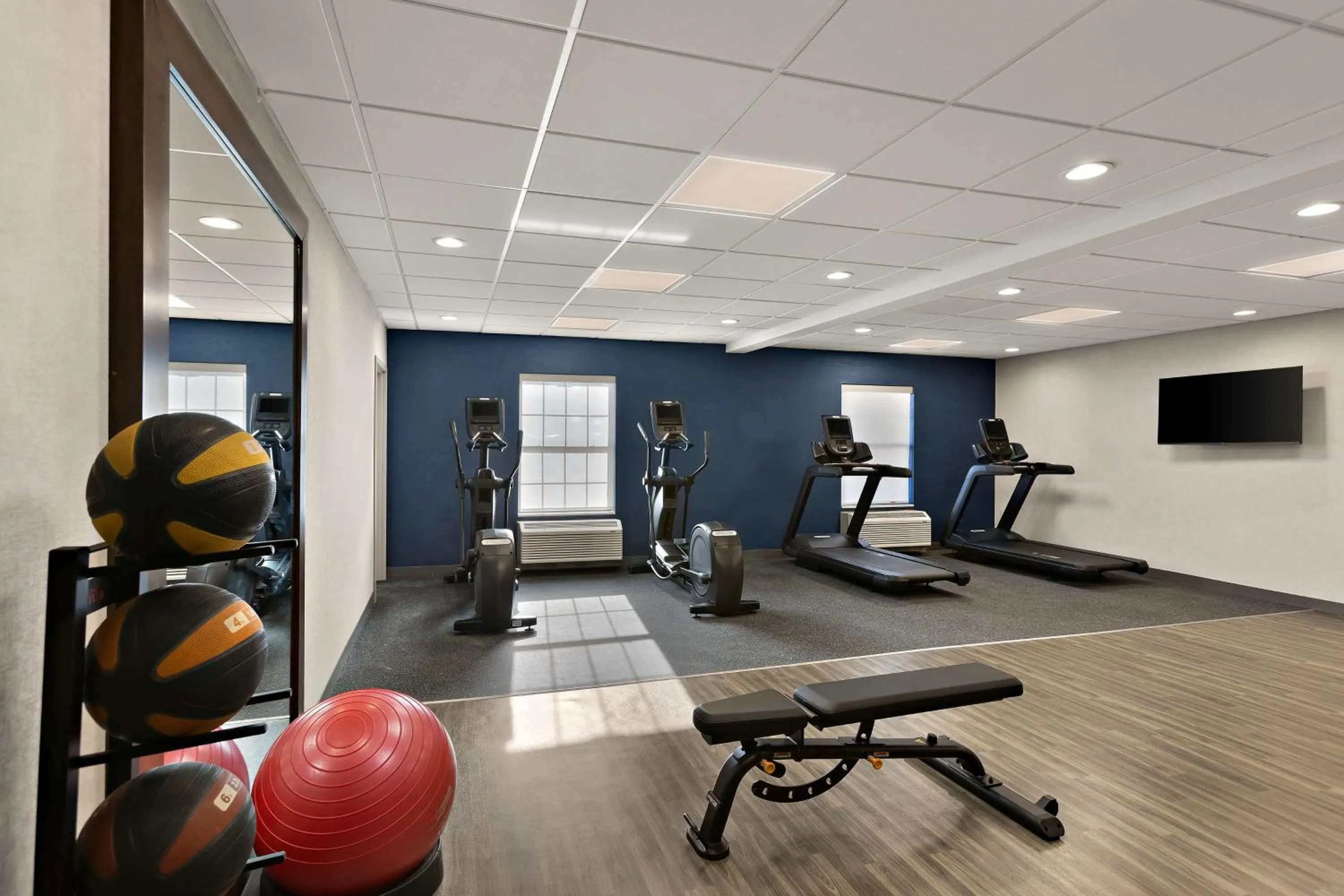 Fitness centre/facilities in Hampton Inn & Suites Petoskey