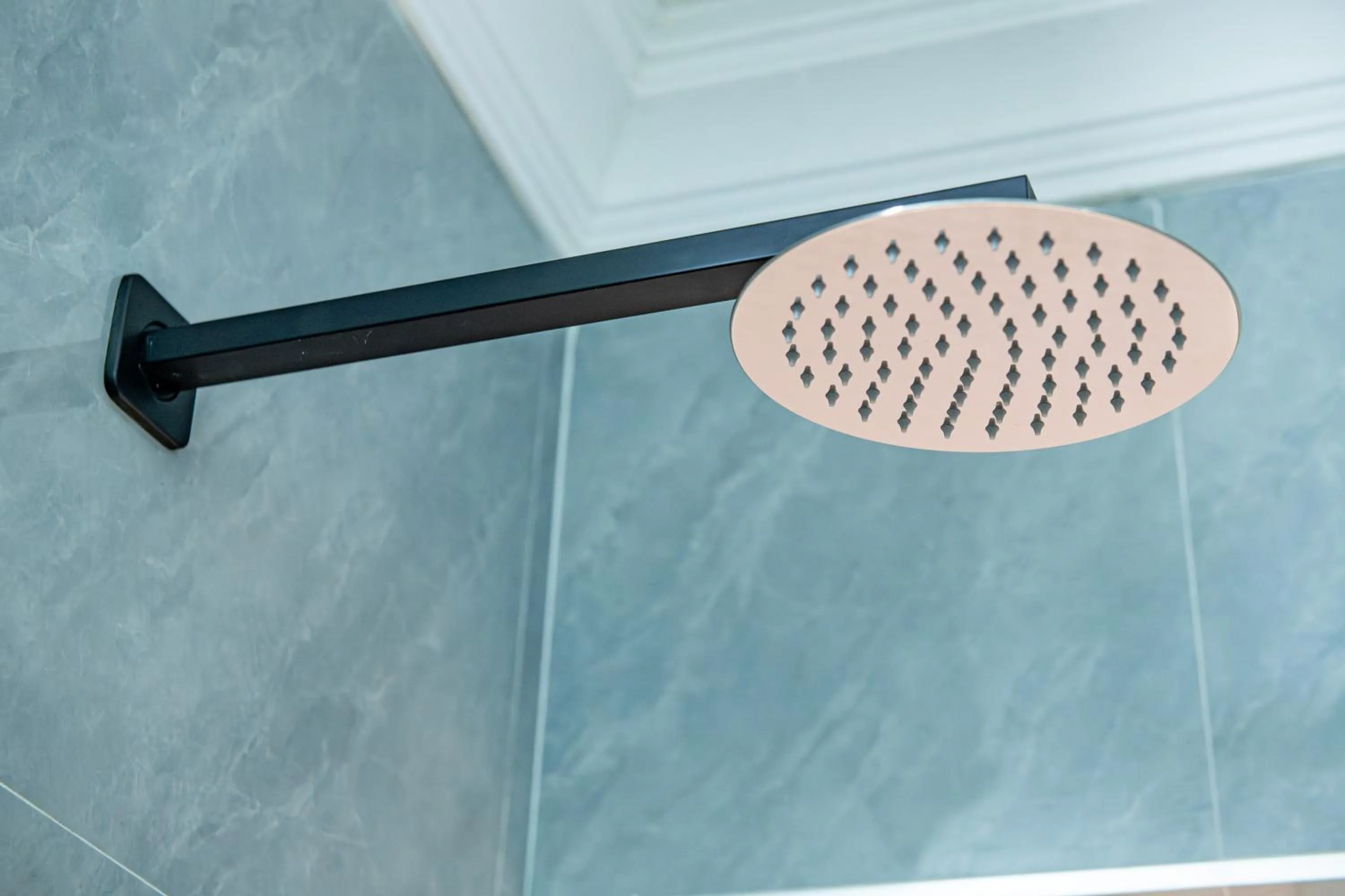 New Ambassador Hotel