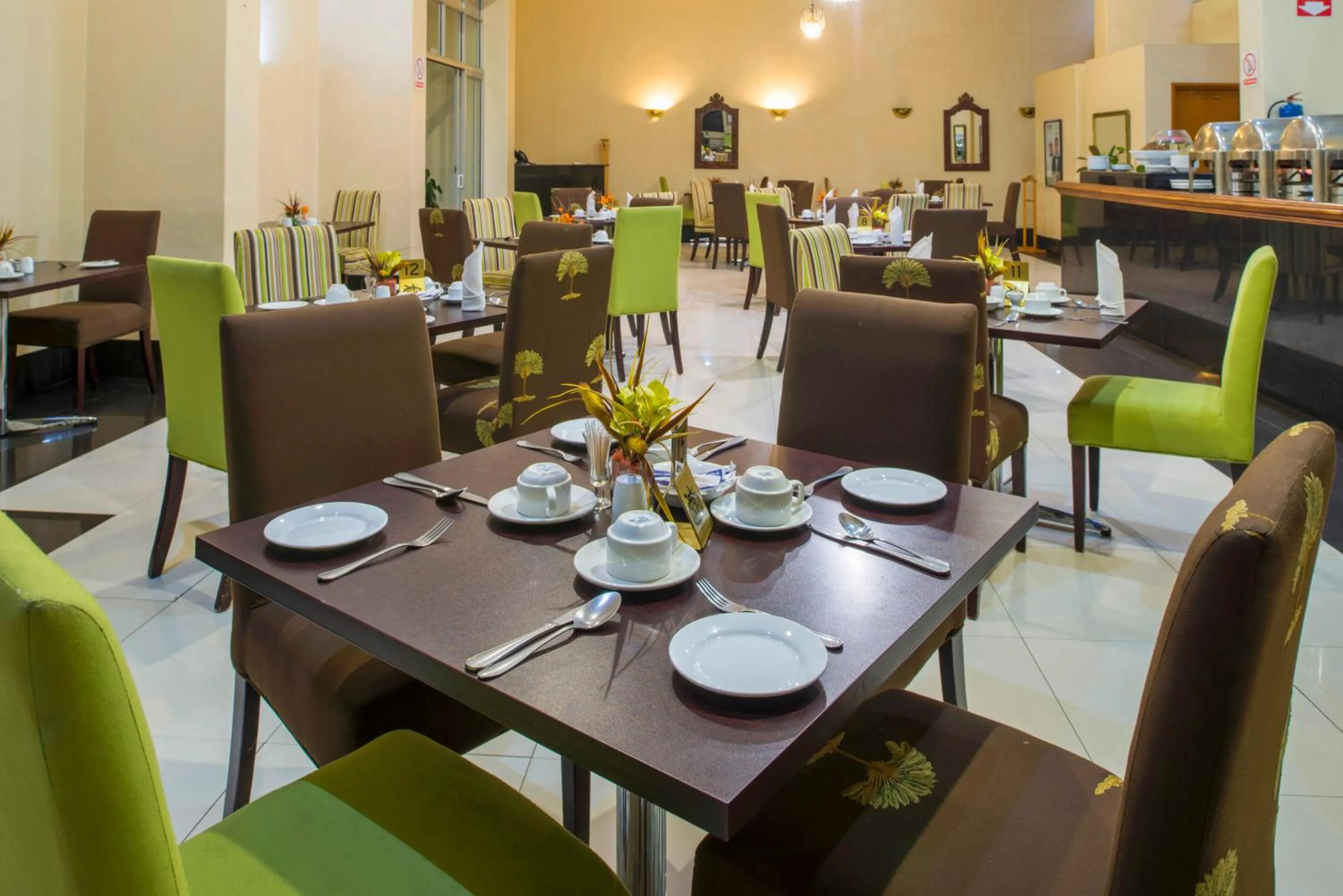 Restaurant/places to eat in New Ambassador Hotel