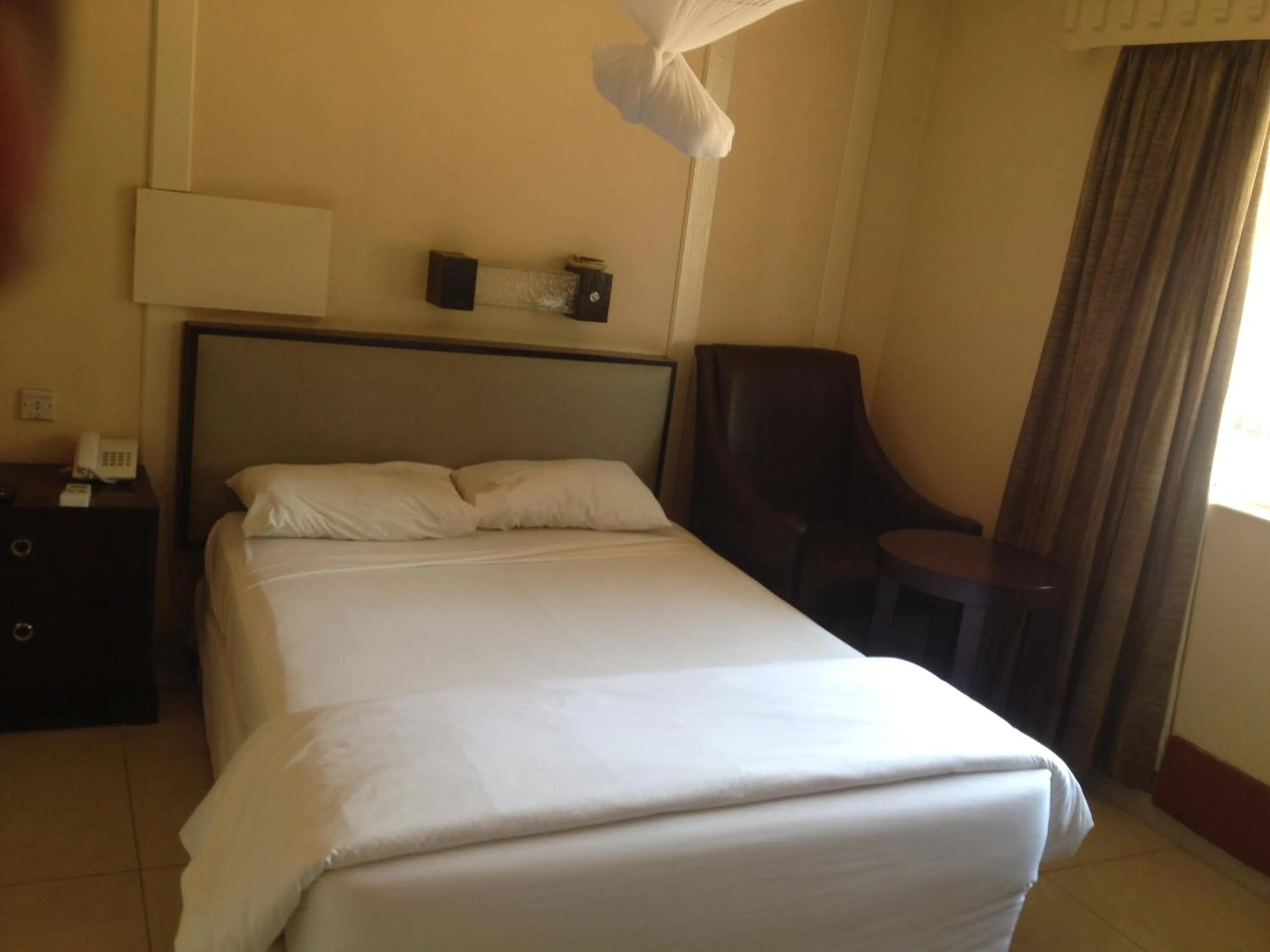 Bed in Kadoma Hotel & Conference Centre