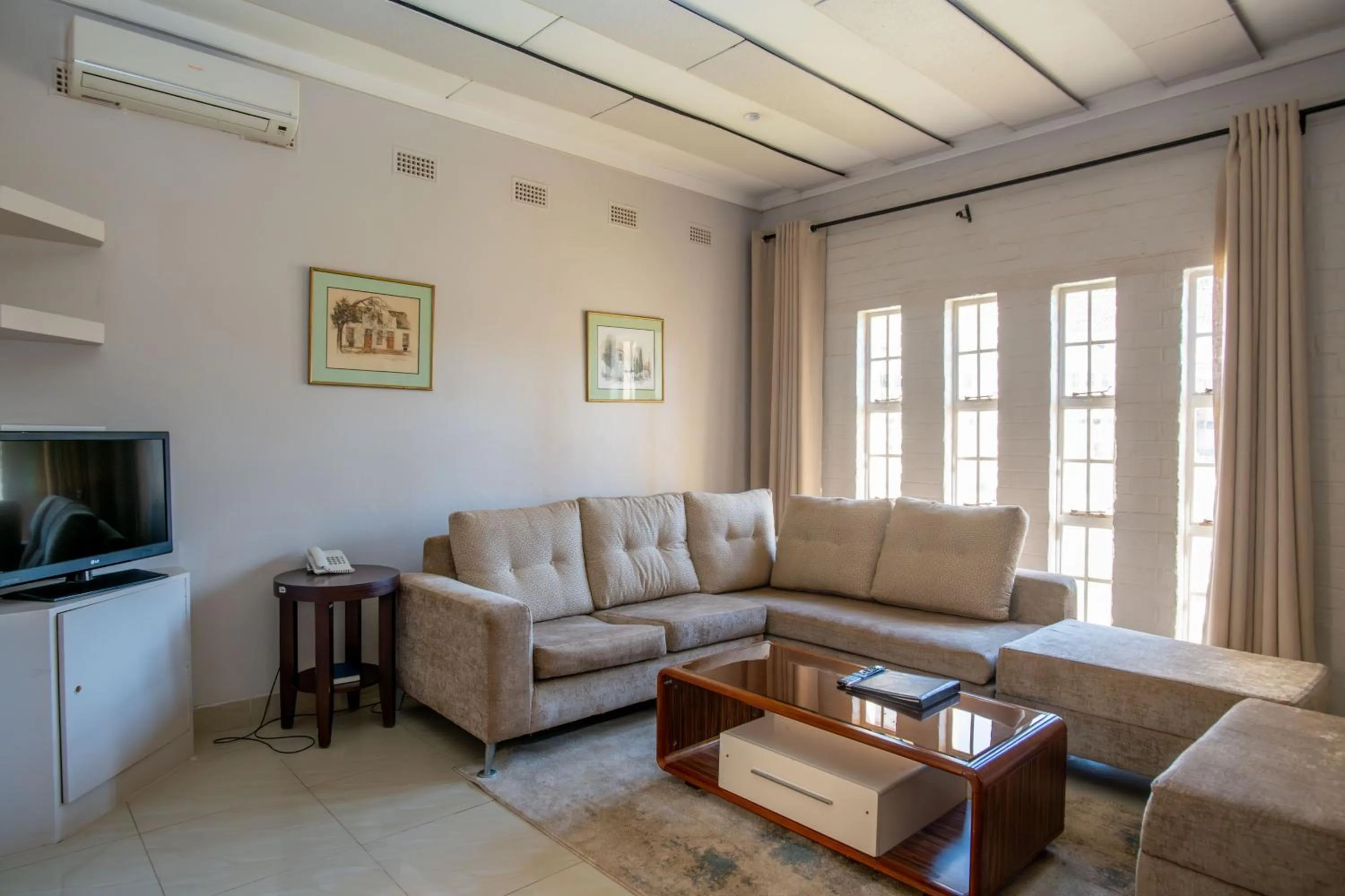 Kadoma Hotel & Conference Centre