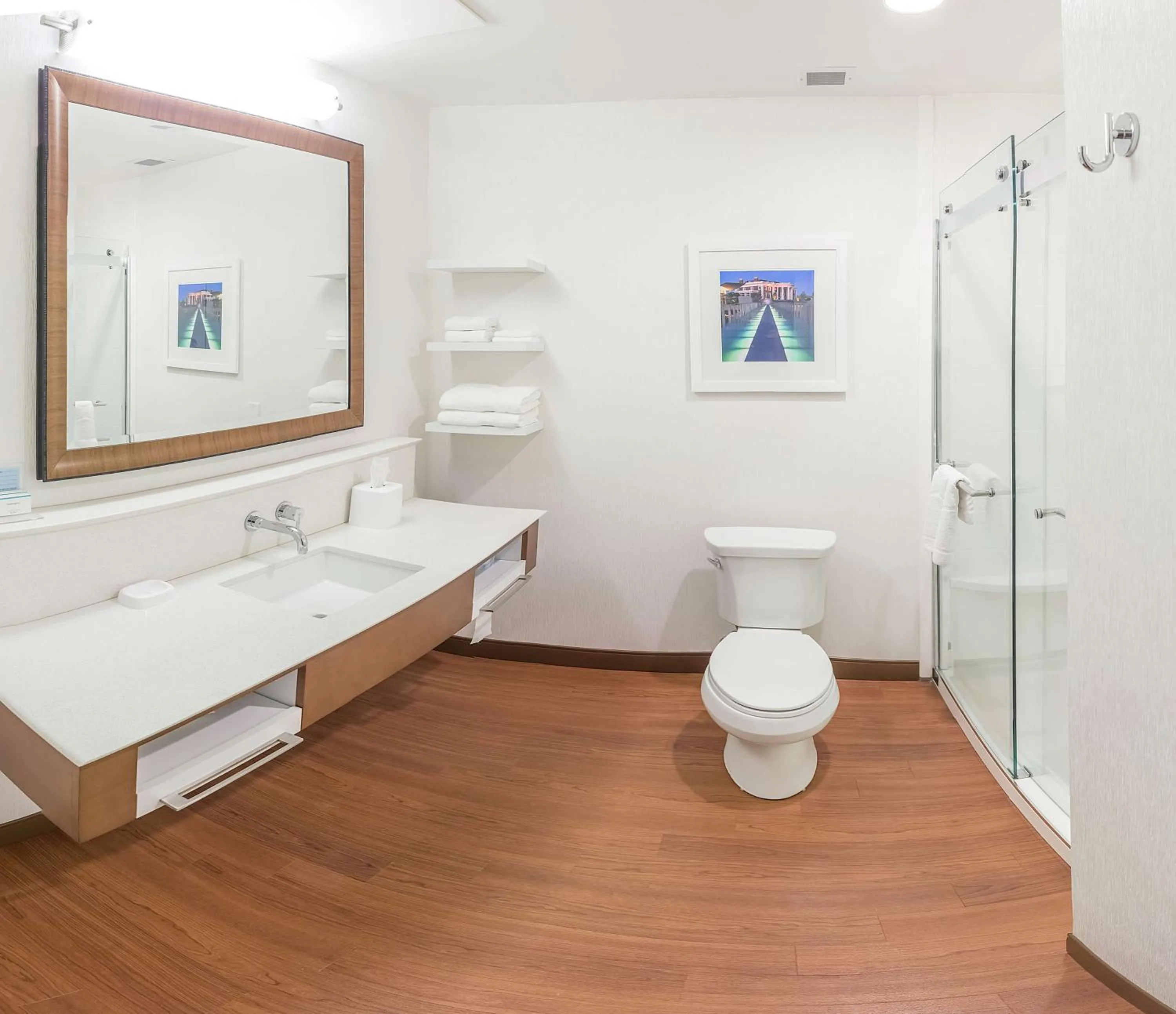 Bed in Hampton Inn Chattanooga/Hixson