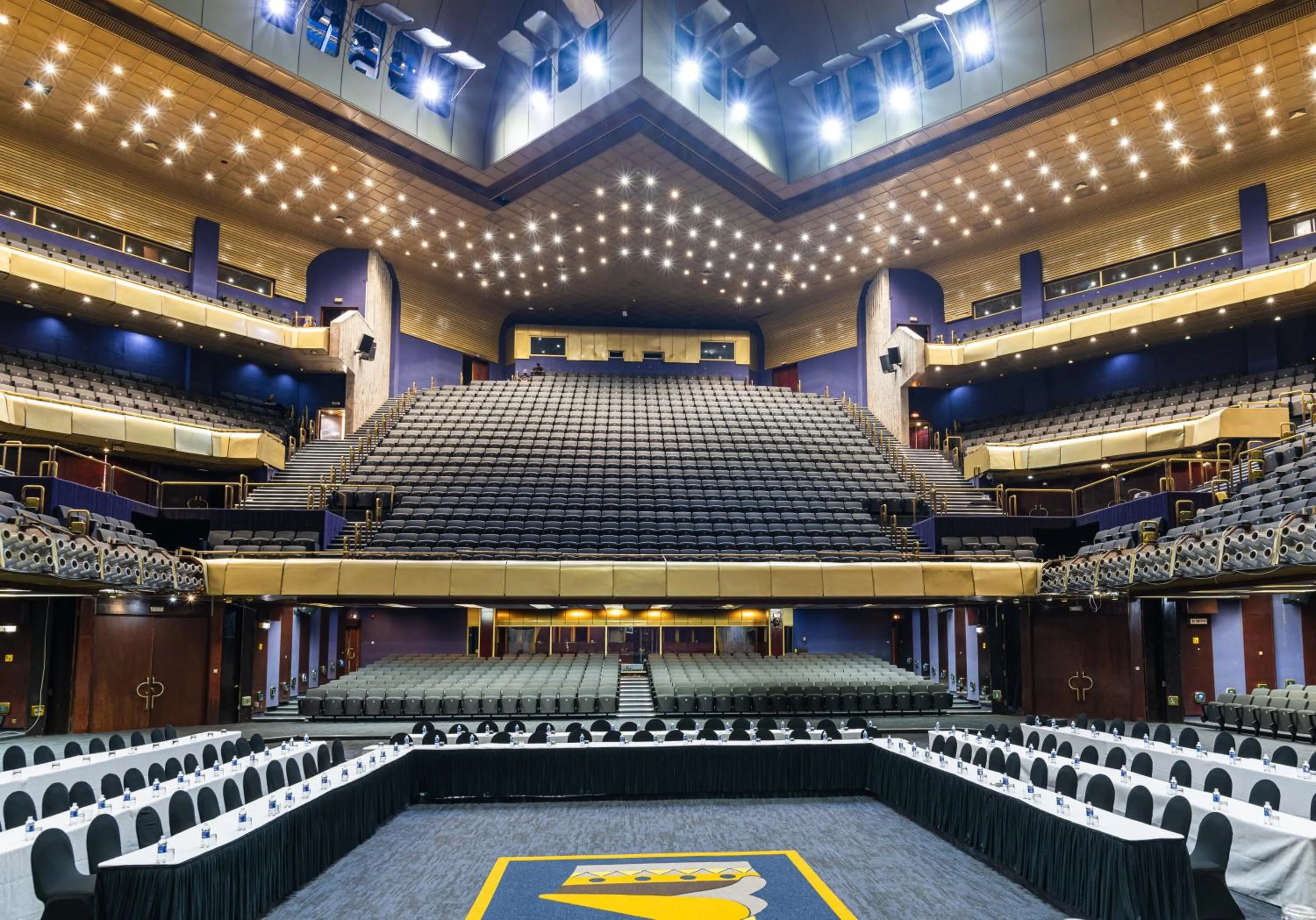 Property building in Rainbow Towers Hotel & Conference Centre