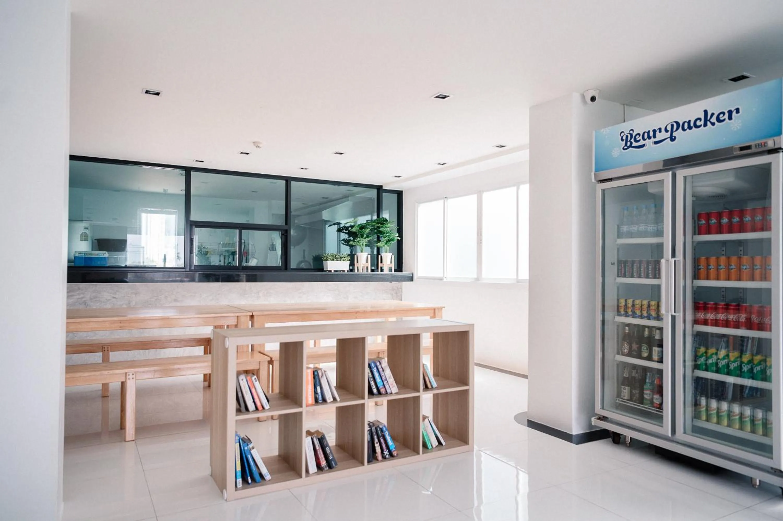 BearPacker Patong Hostel