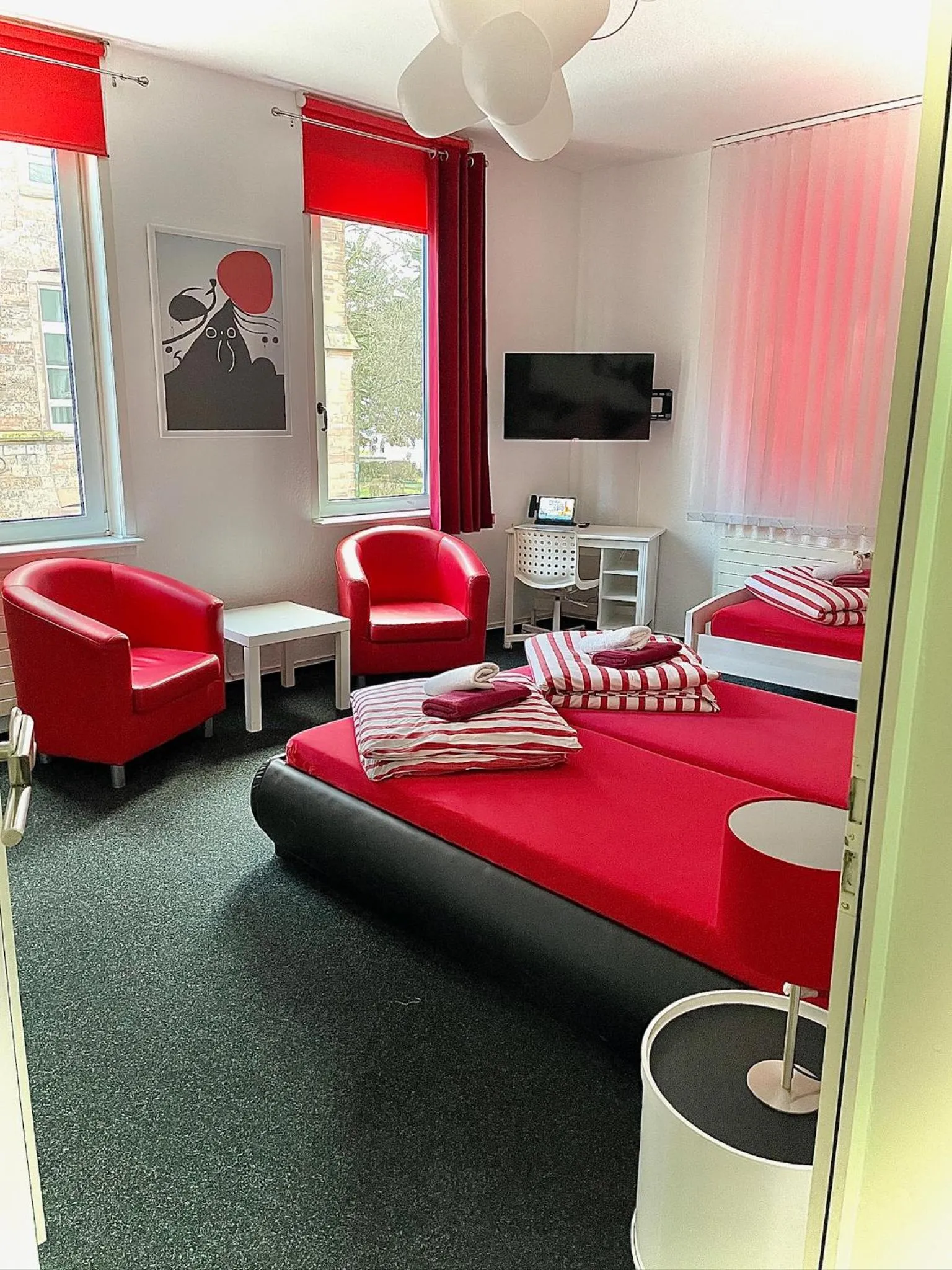 TV and multimedia, Bed in Hotel Tusculum