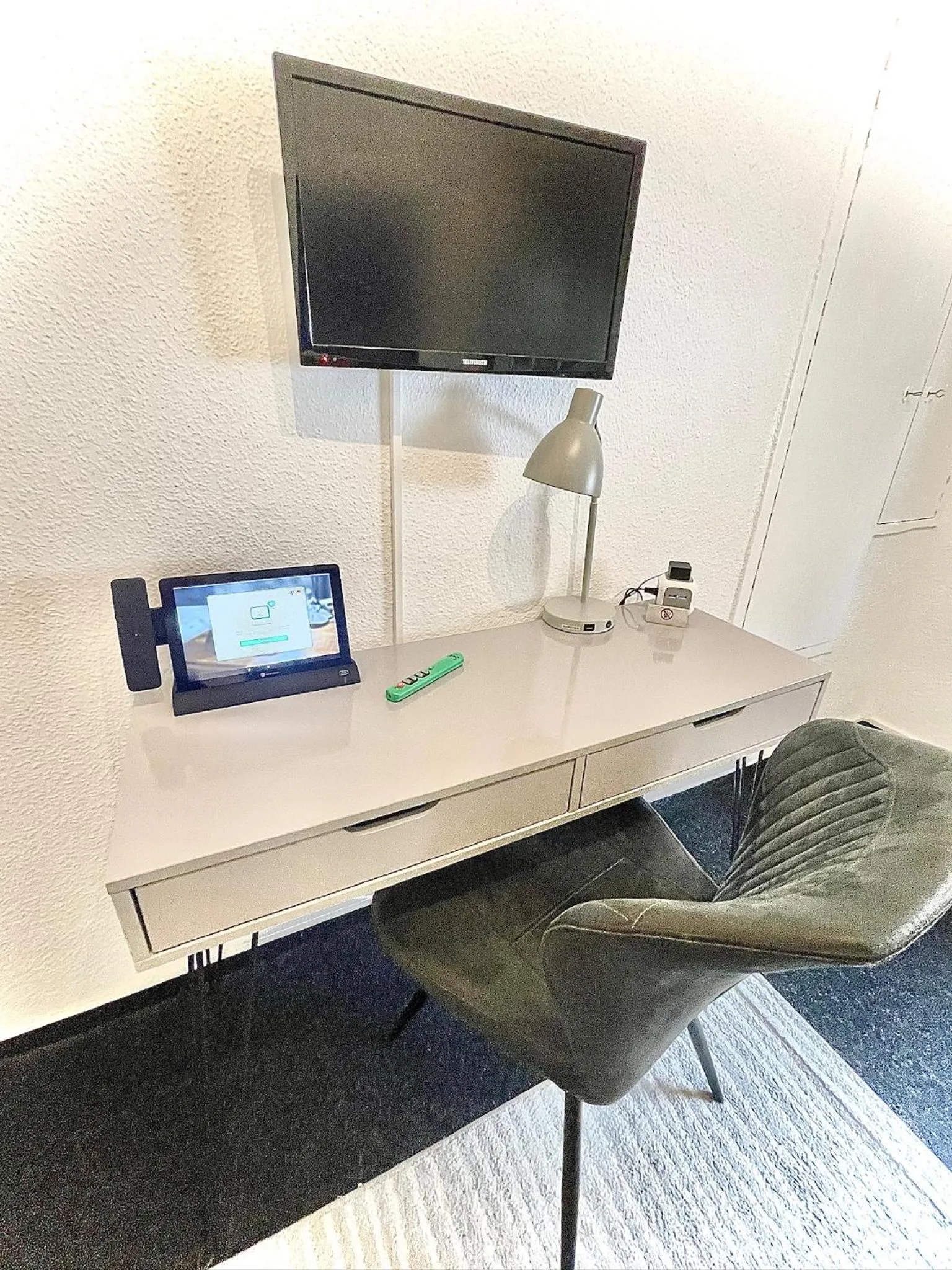 TV and multimedia in Hotel Tusculum