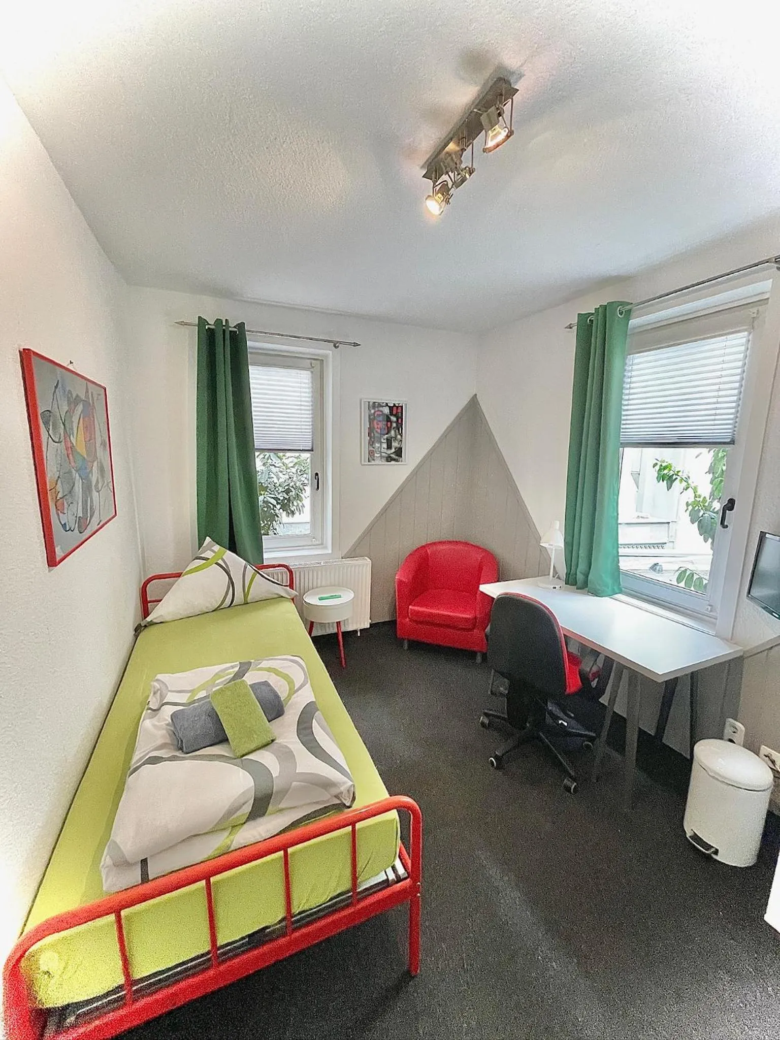 TV and multimedia, Bed in Hotel Tusculum