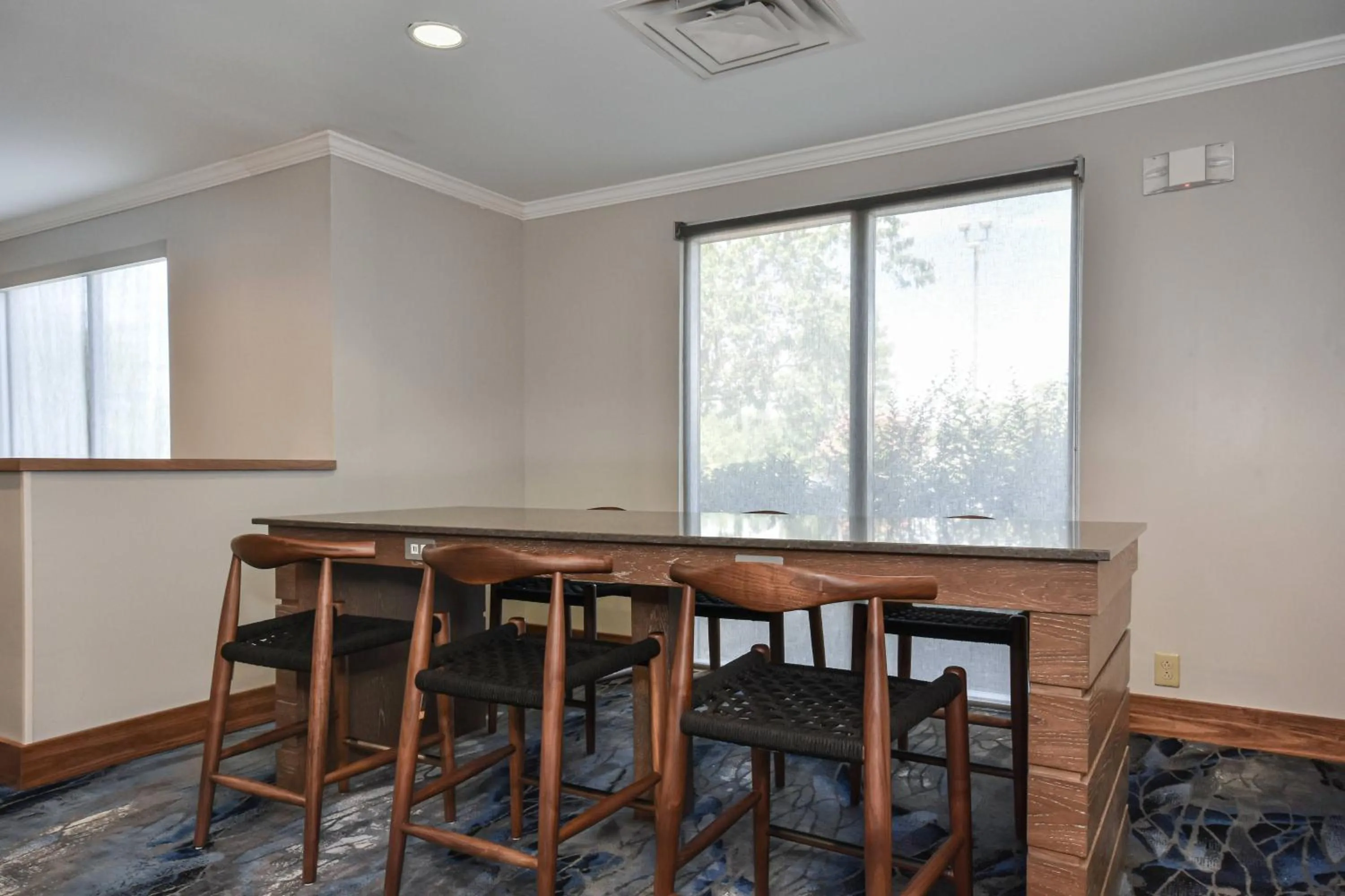 Breakfast in Fairfield by Marriott Inn & Suites Columbia Harbison