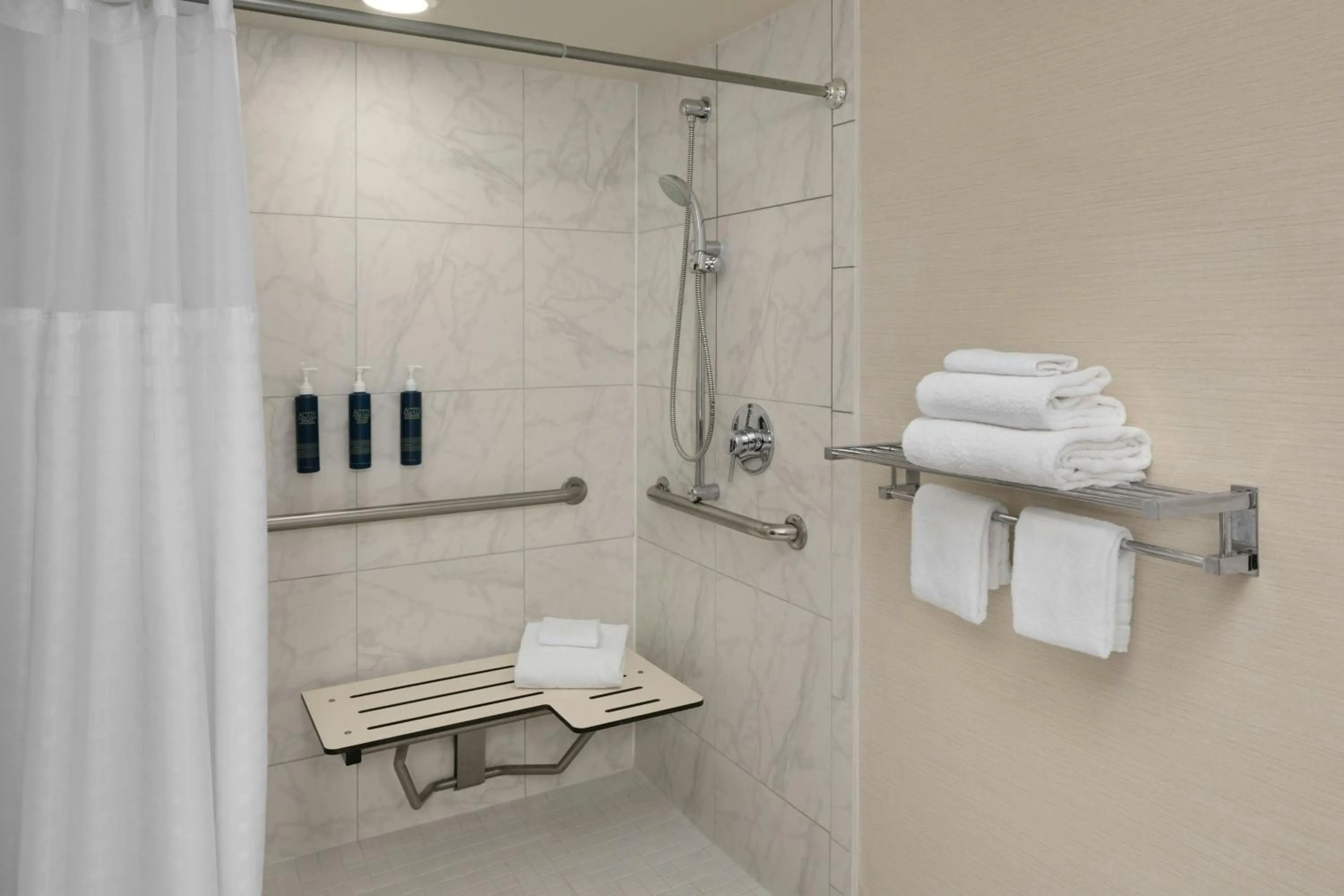 Bathroom in Four Points by Sheraton Downtown Seattle Center