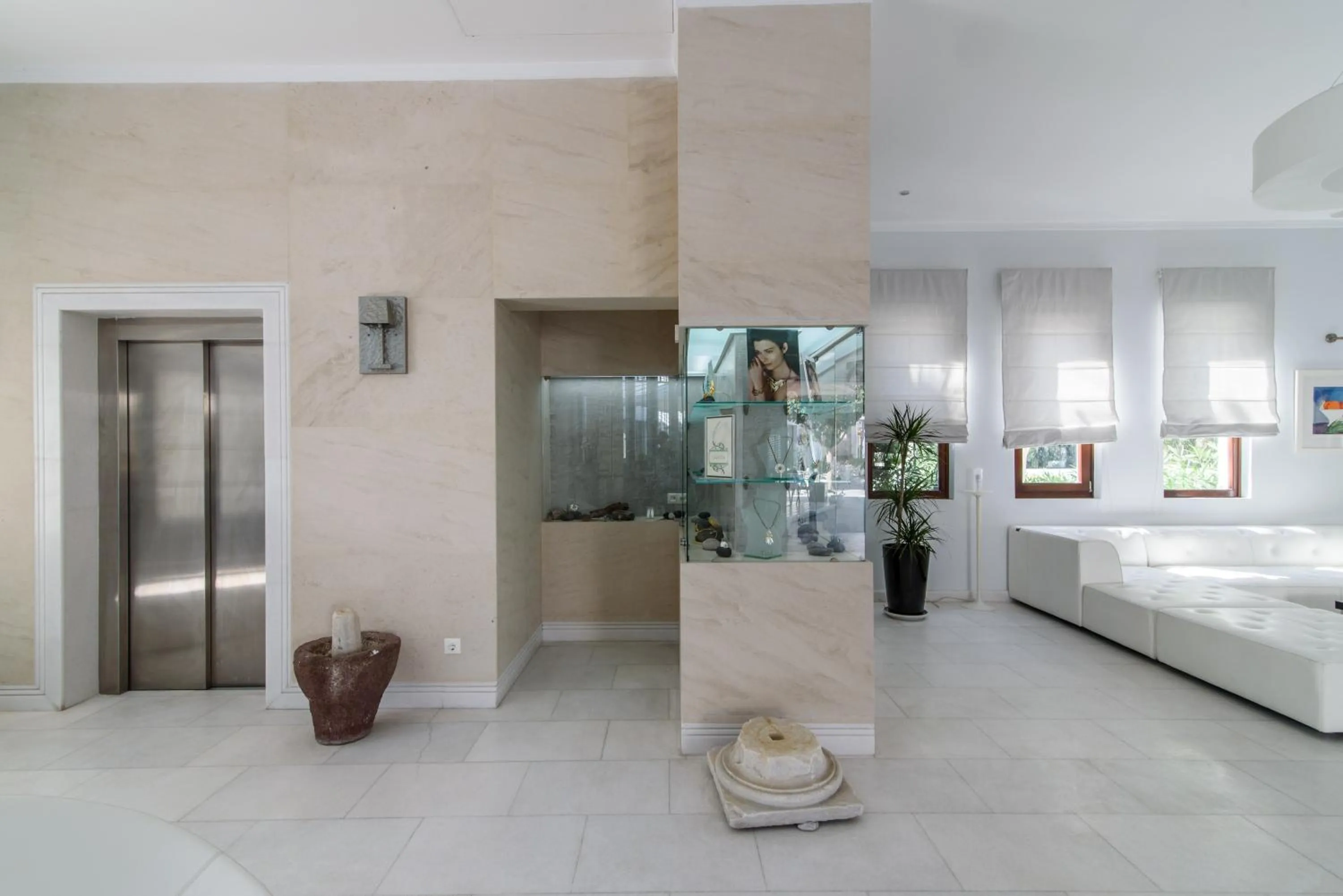 Lobby or reception in La Mer Deluxe Hotel & Spa