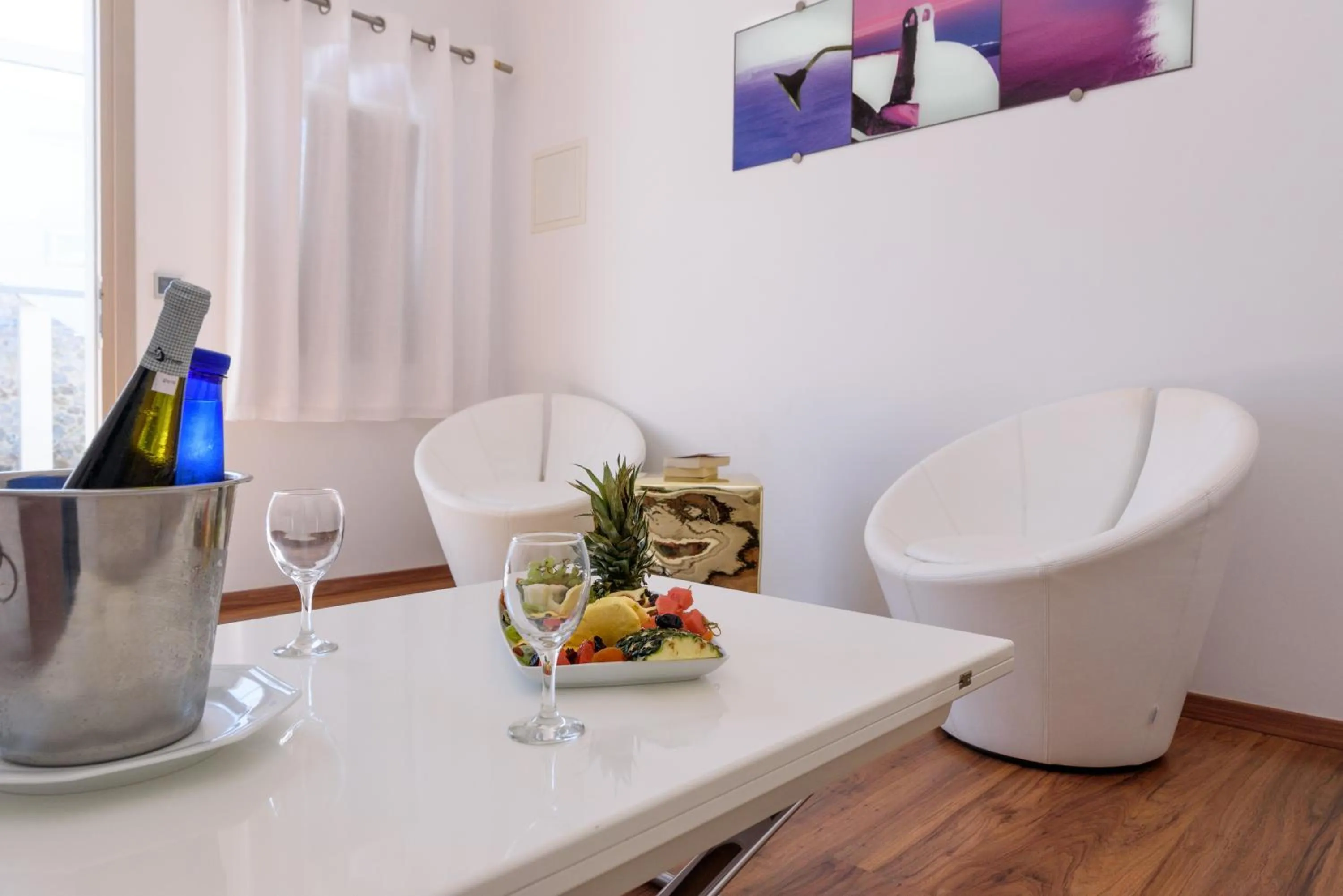 Decorative detail in La Mer Deluxe Hotel & Spa