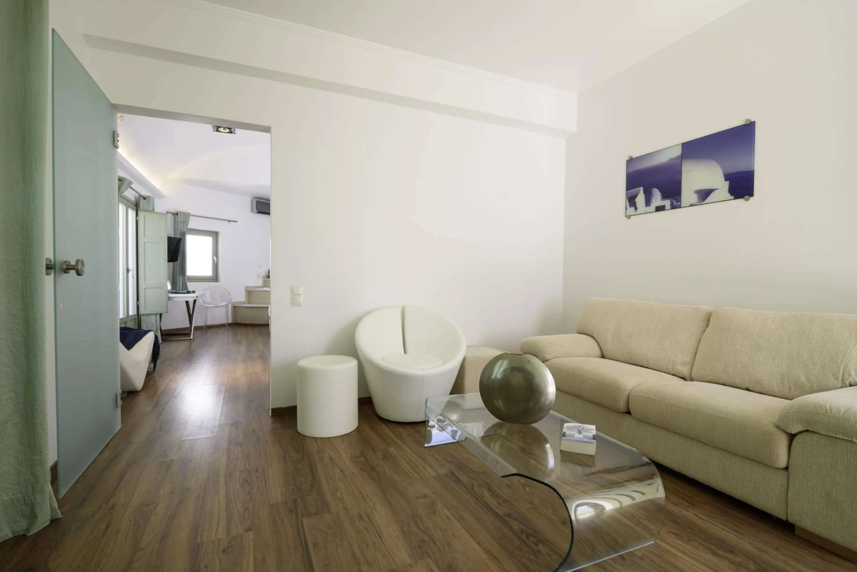 Decorative detail in La Mer Deluxe Hotel & Spa