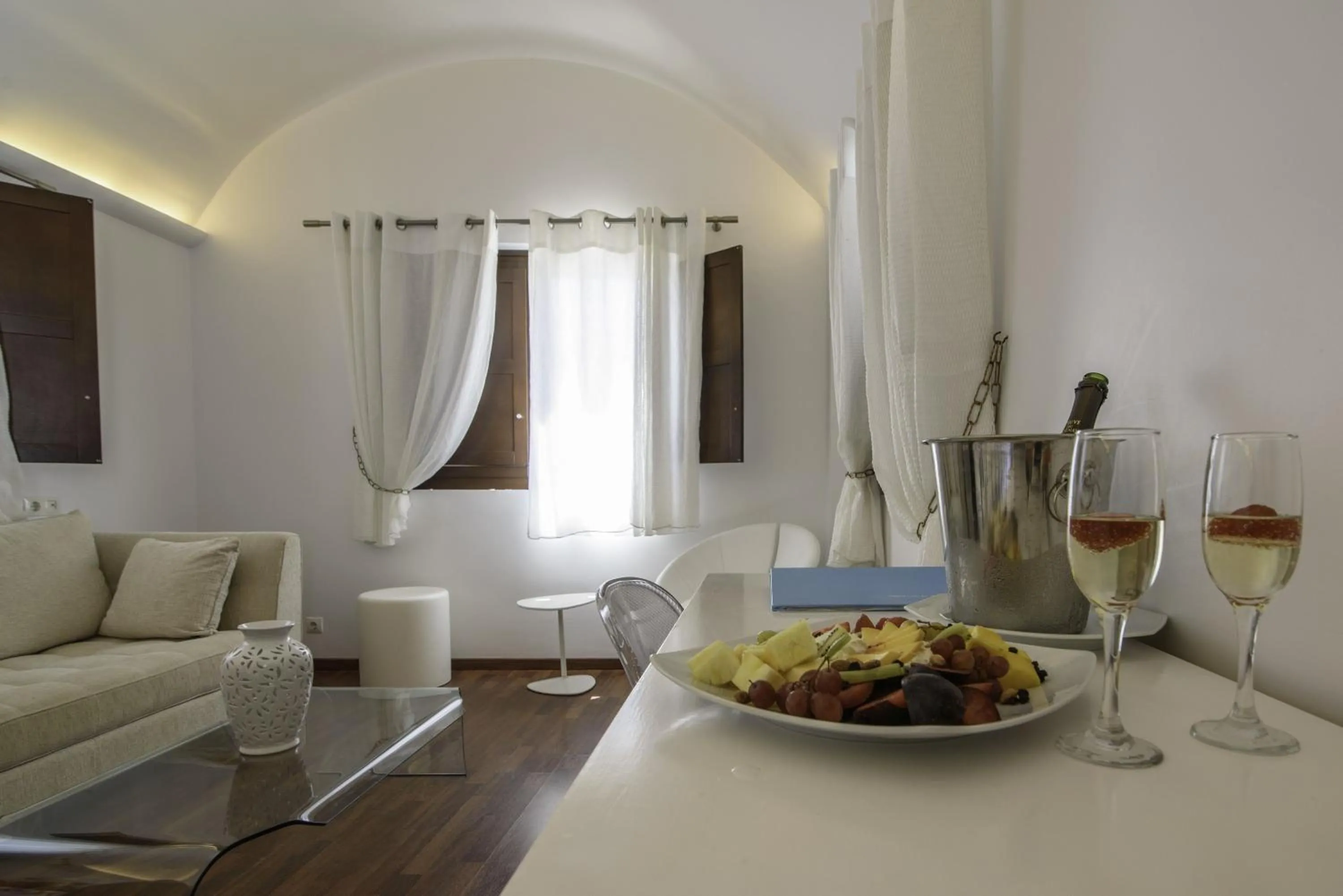 Decorative detail in La Mer Deluxe Hotel & Spa