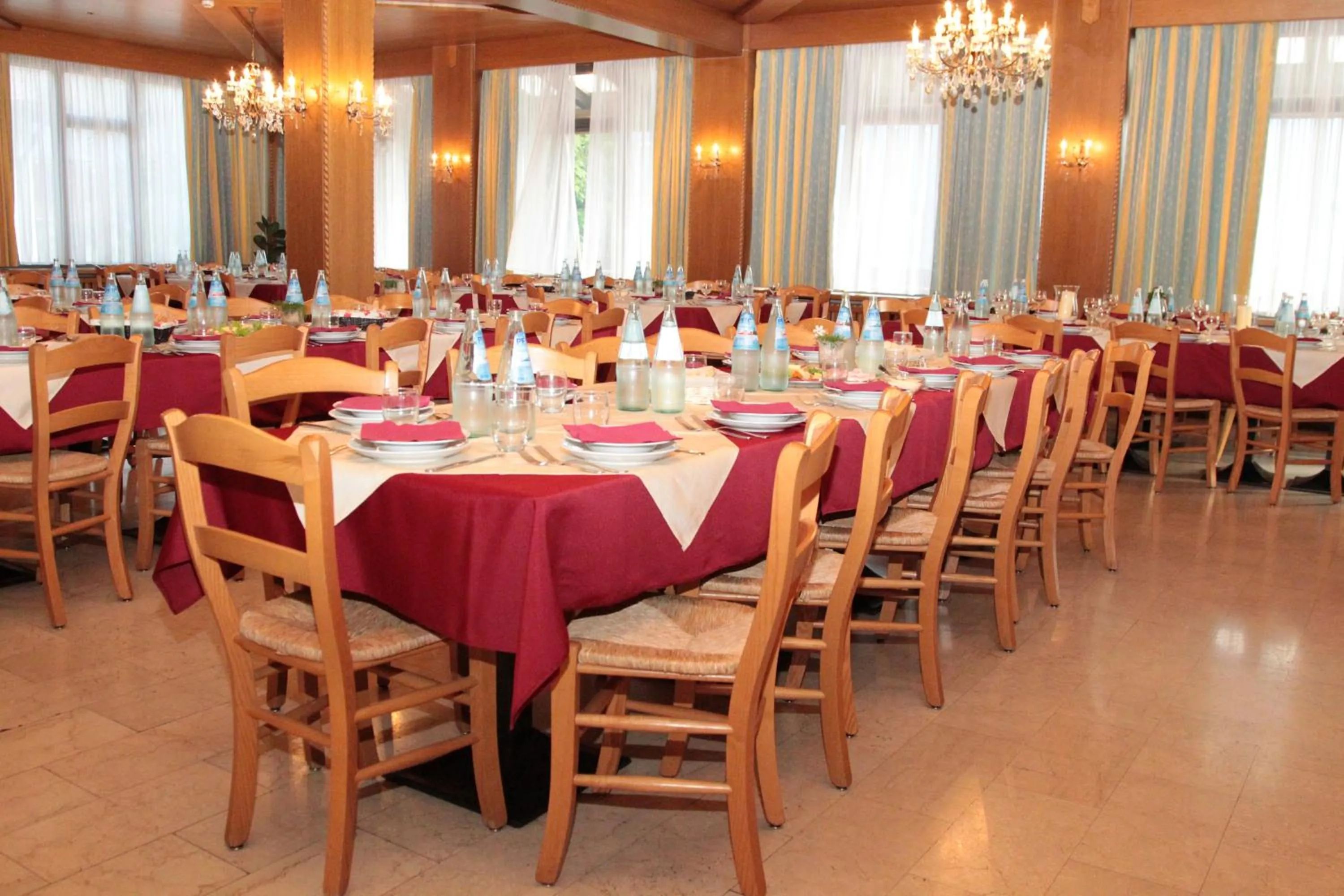 Restaurant/places to eat in Park Hotel Miramonti