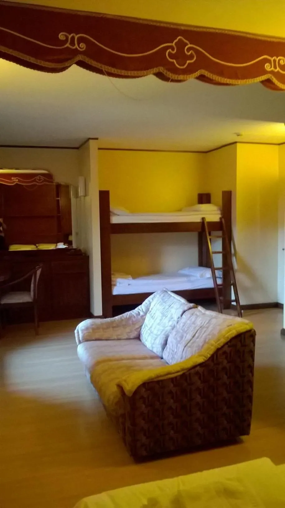 bunk bed, Bed in Park Hotel Miramonti