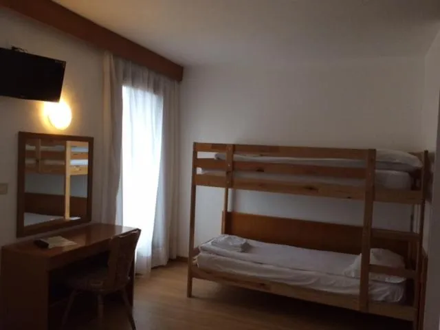bunk bed, Bed in Park Hotel Miramonti
