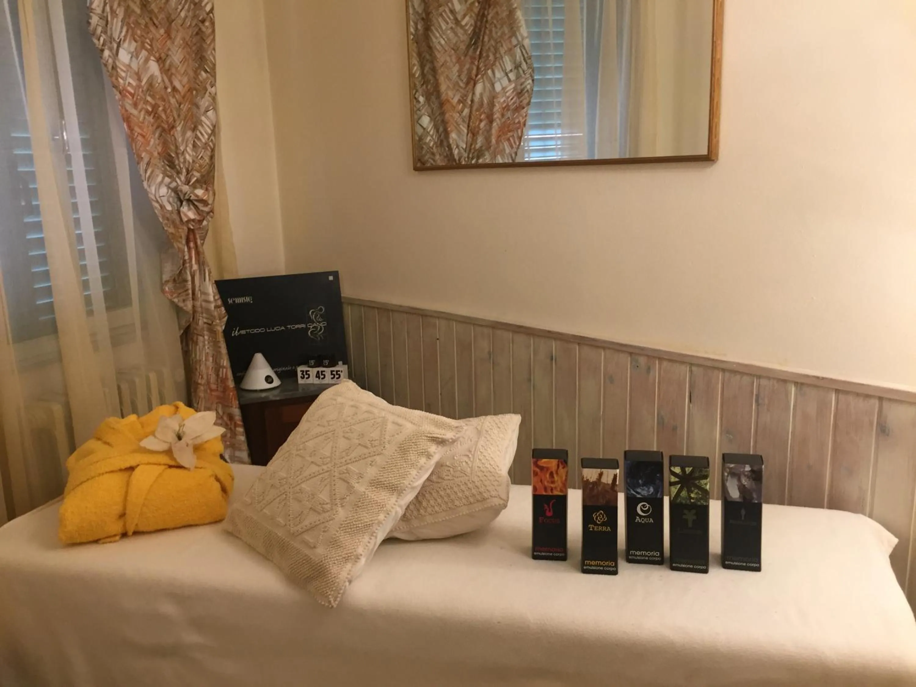 Massage, Bed in Hotel La Pace