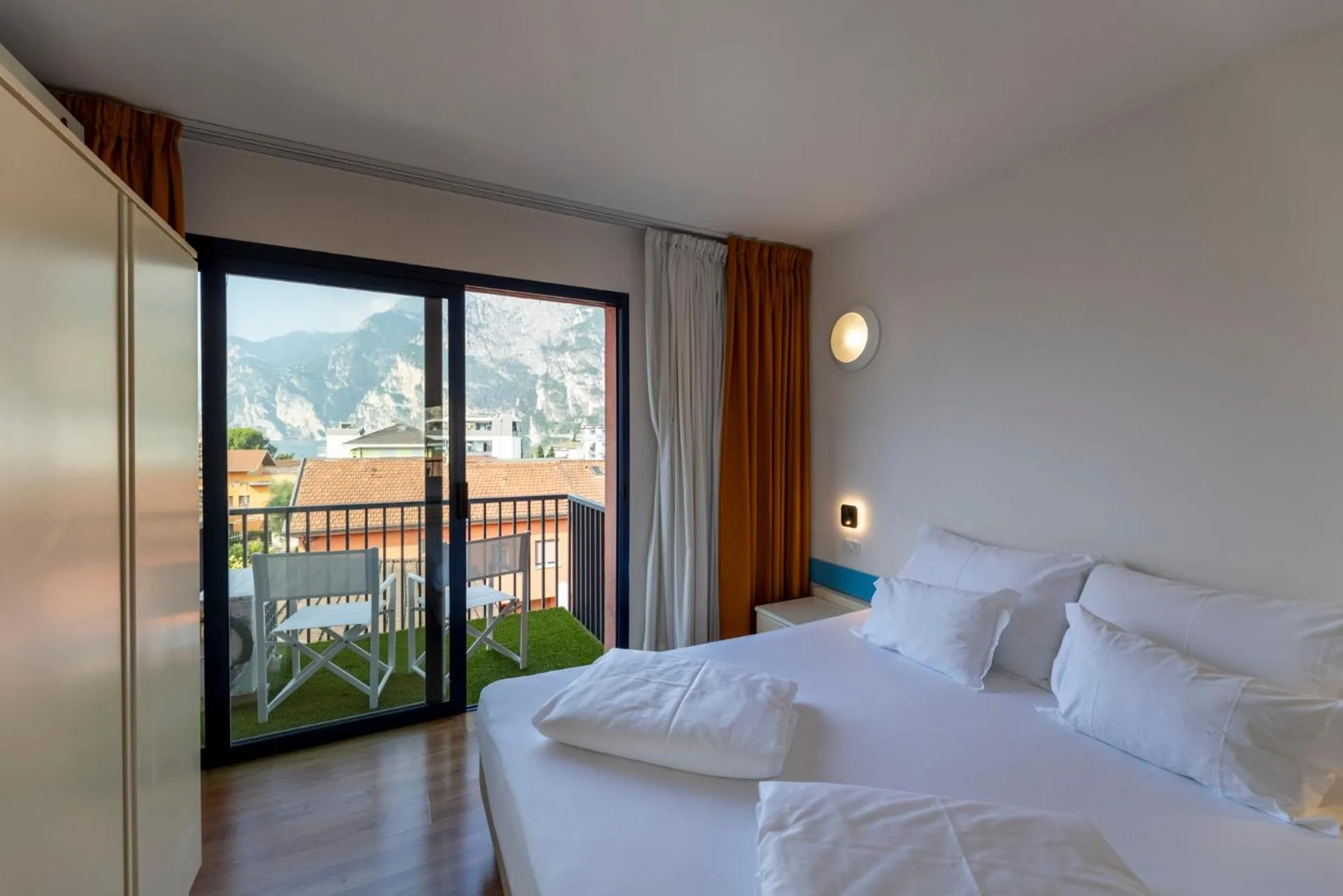Balcony/Terrace, Bed in Hi Hotels Riva del Garda