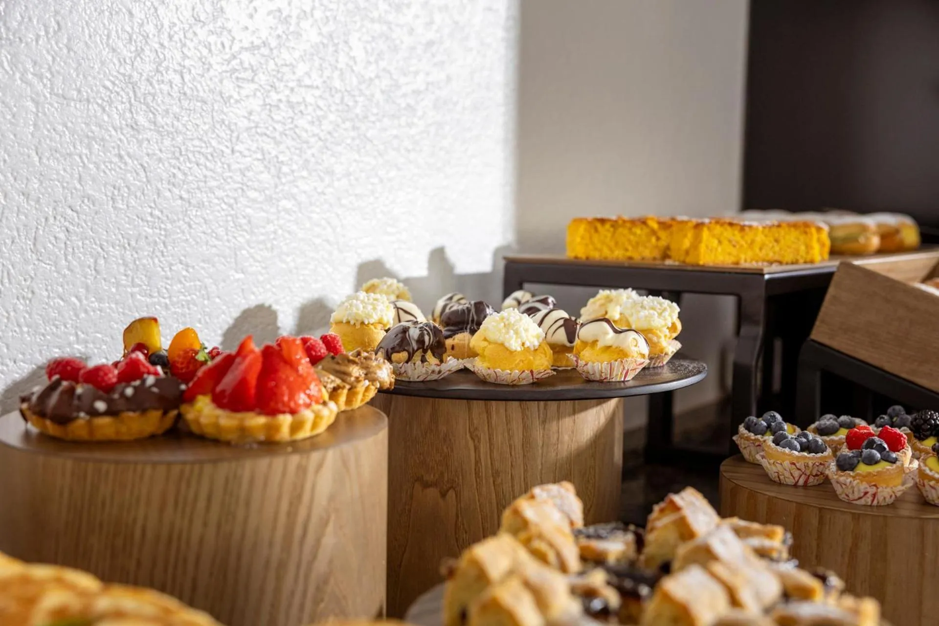 Breakfast in Hi Hotels Riva del Garda