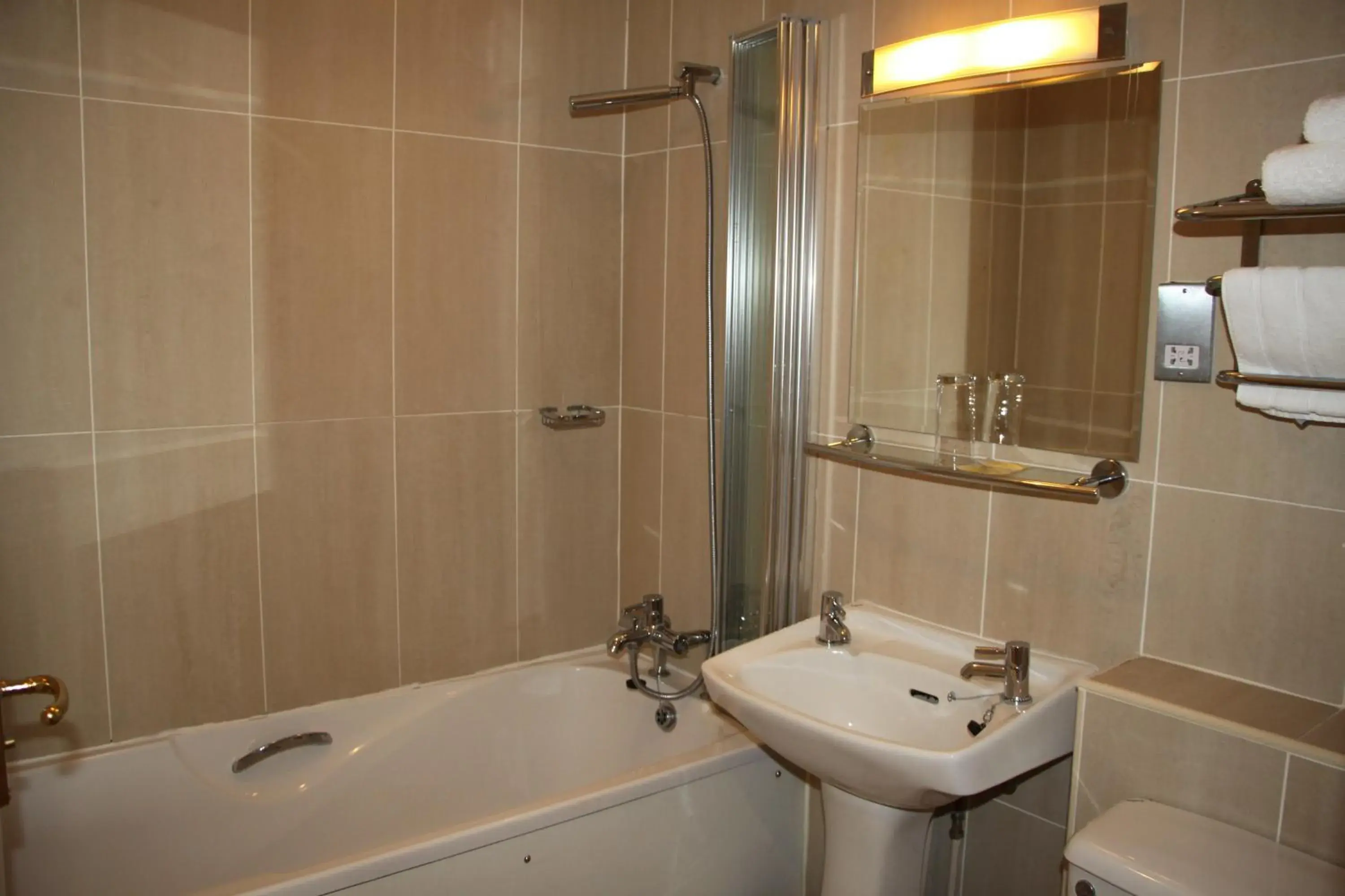 Single Room with Private Bathroom in Gwesty Nanhoron Arms Hotel Single Room with Private Bathroom in Gwesty Nanhoron Arms Hotel