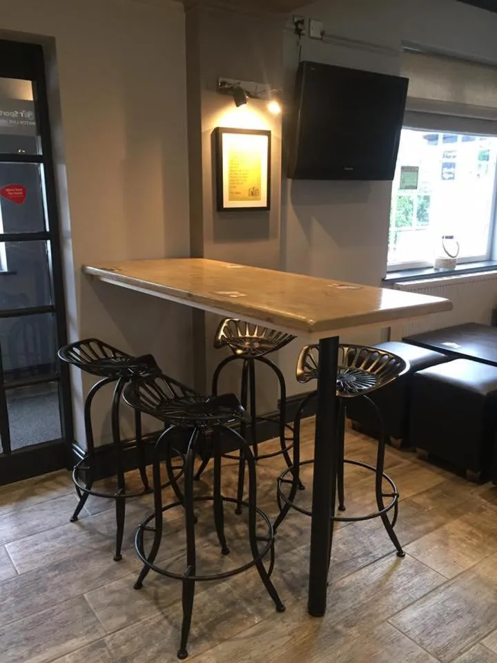 Lounge or bar in Gwesty Nanhoron Arms Hotel